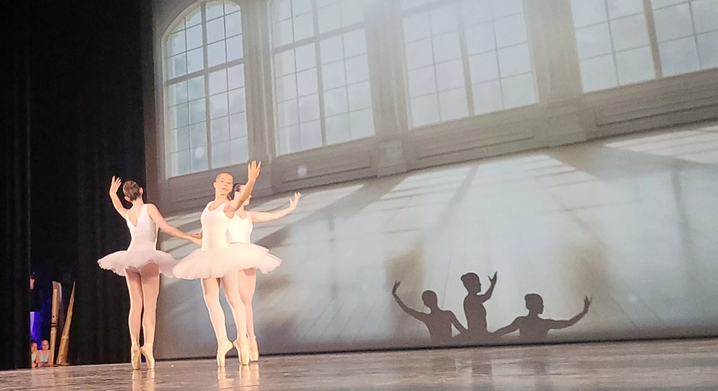 Espectáculo de final de curso 2025 de la Escuela de Danza Elenco. Foto Mercedes Manterola