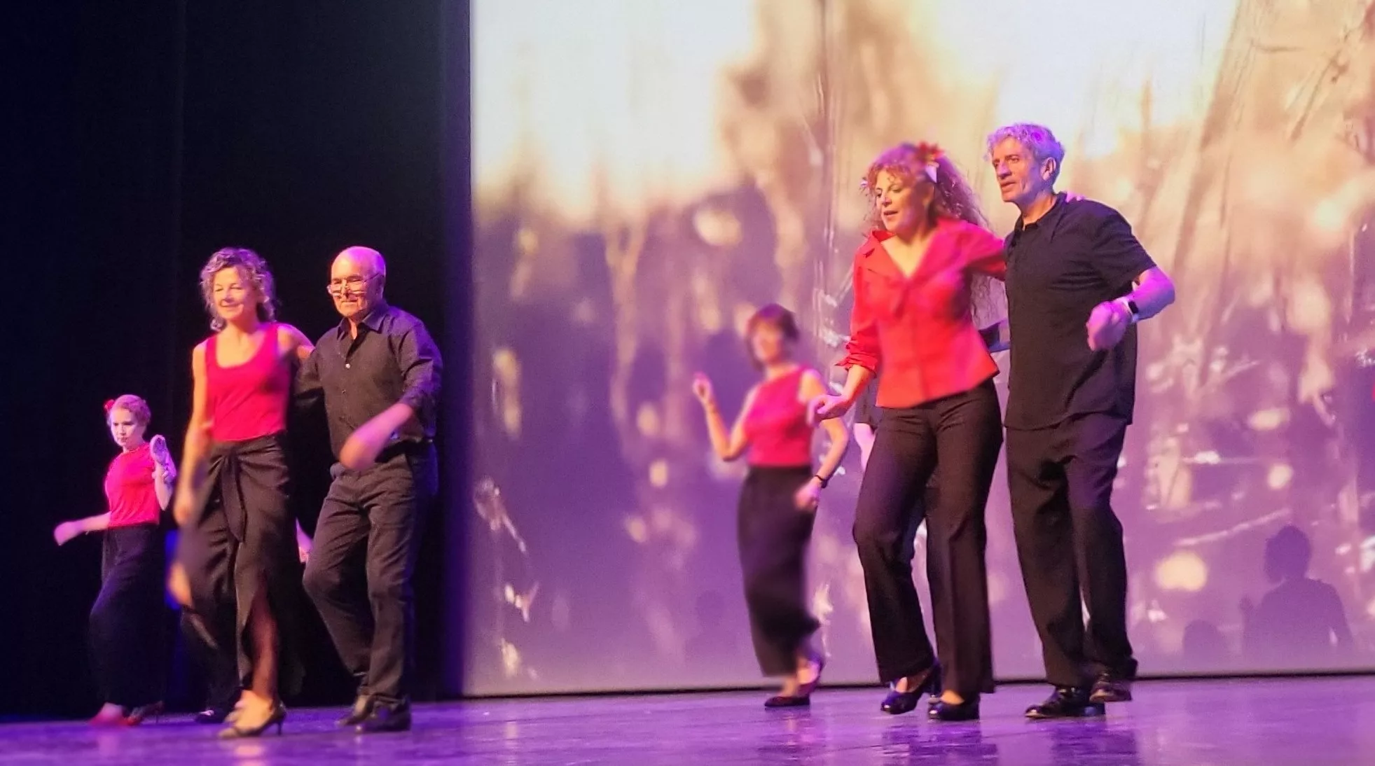 Espectáculo de final de curso 2025 de la Escuela de Danza Elenco. Foto Mercedes Manterola