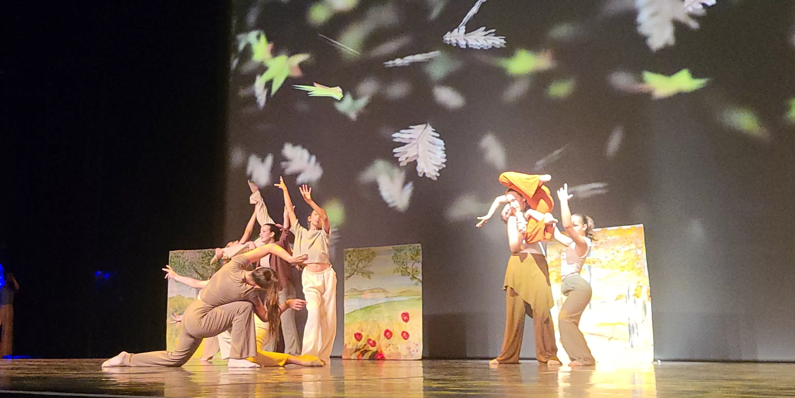 Espectáculo de final de curso 2025 de la Escuela de Danza Elenco. Foto Mercedes Manterola