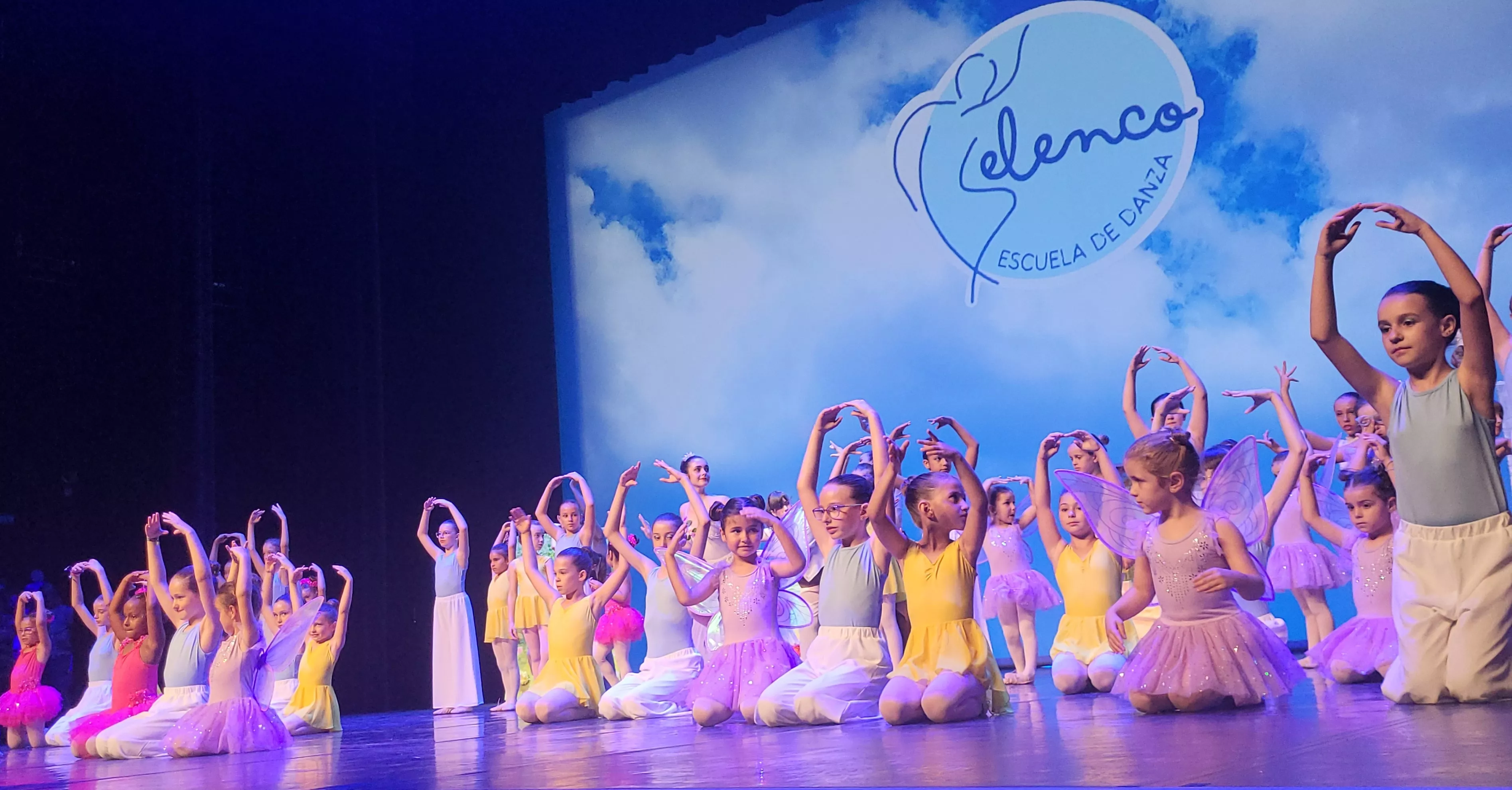 Espectáculo de final de curso 2025 de la Escuela de Danza Elenco. Foto Mercedes Manterola