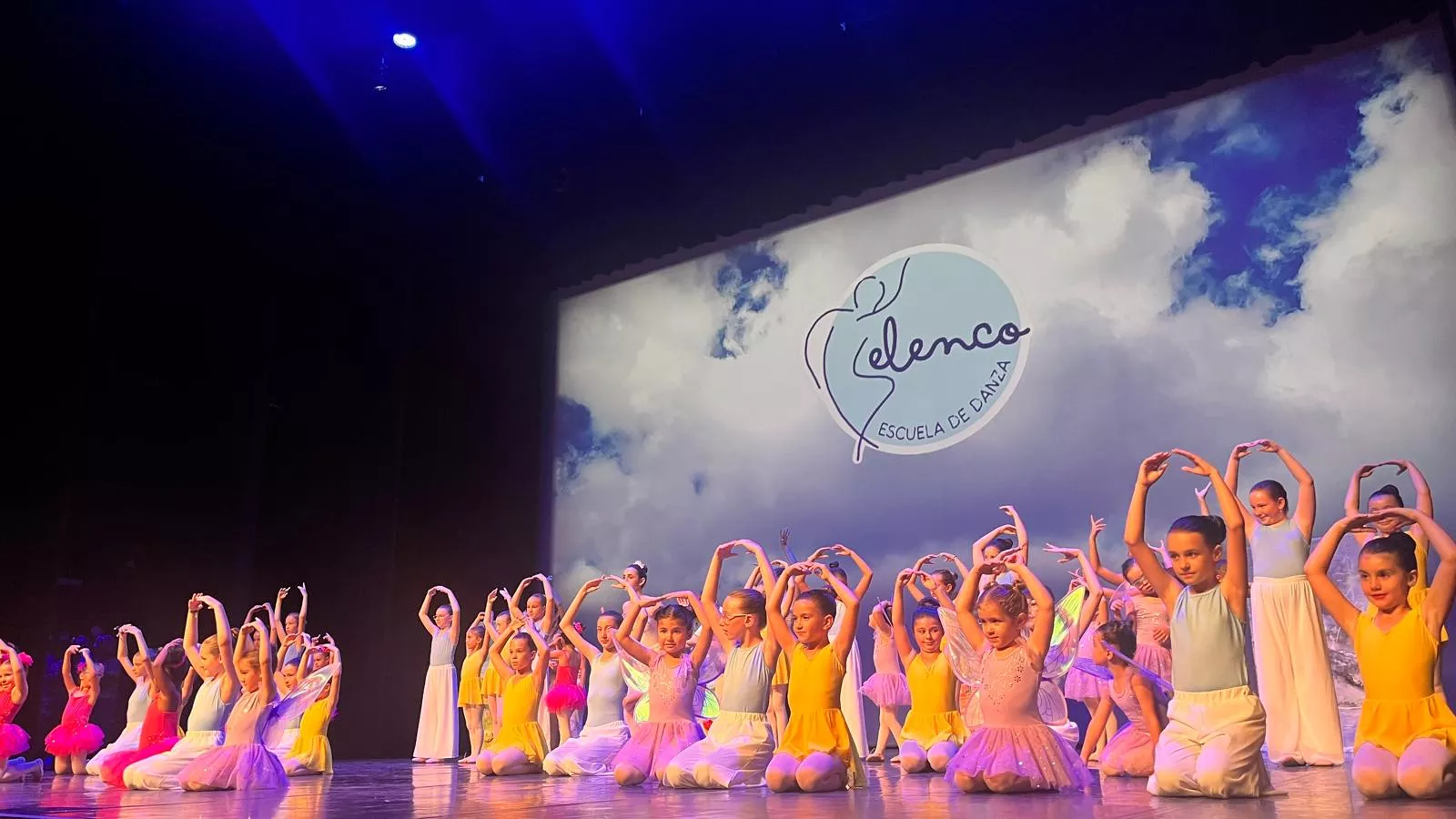 Espectáculo de final de curso 2025 de la Escuela de Danza Elenco. Foto Mercedes Manterola