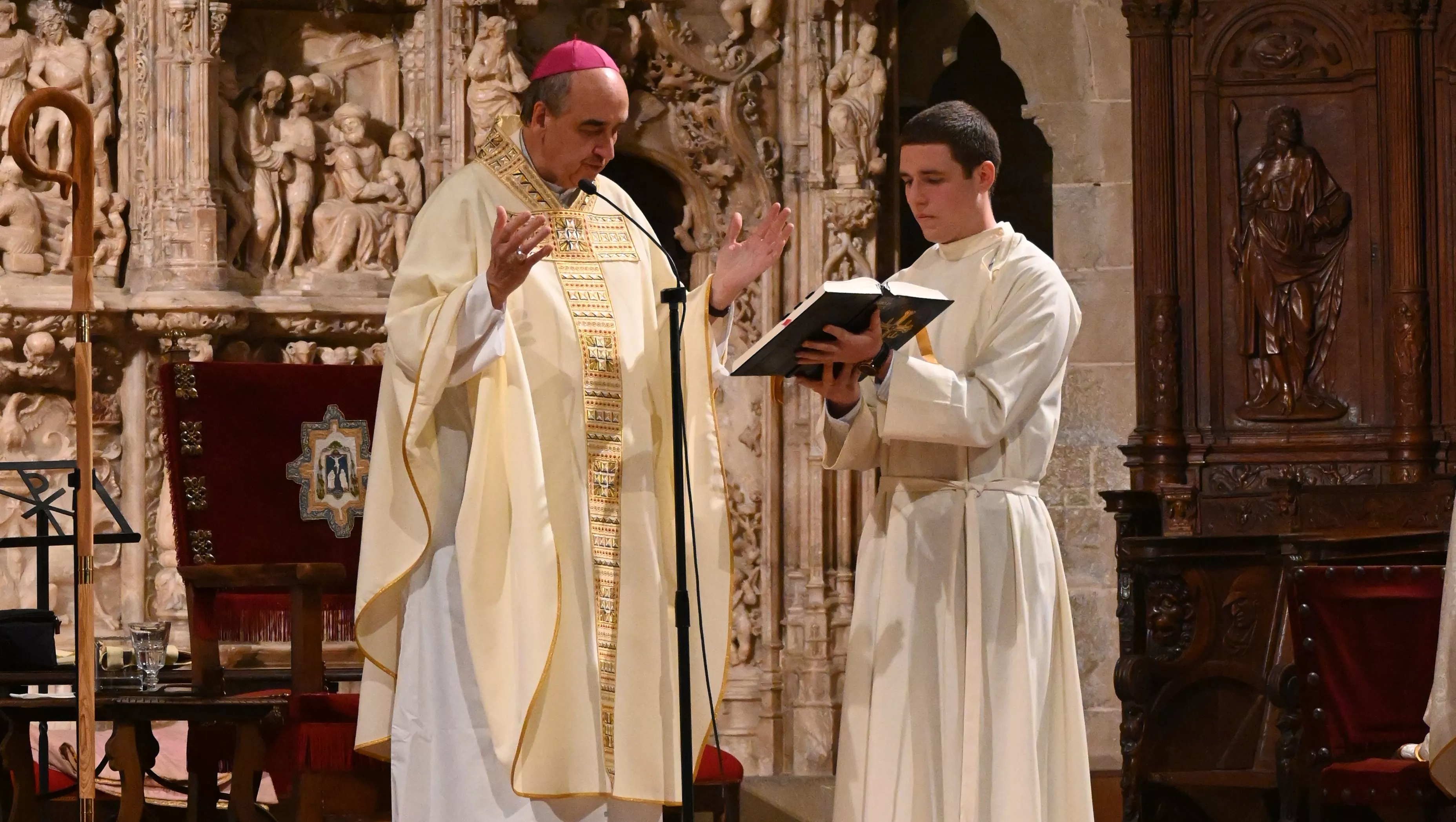 Corpus Christi en Huesca con el obispo Padre Pedro Aguado. Foto Carlos Jalle