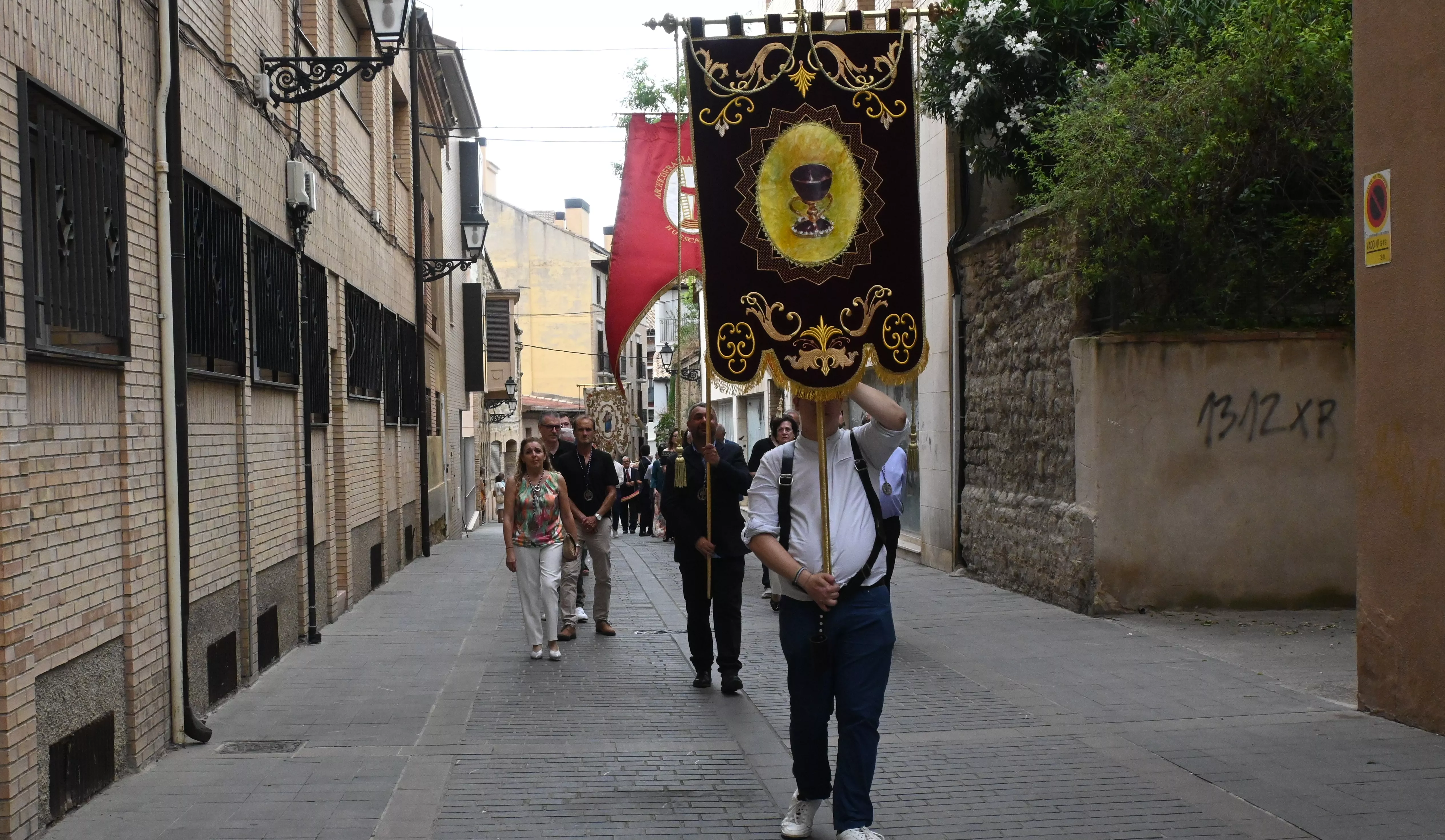 Corpus Christi en Huesca con el obispo Padre Pedro Aguado. Foto Carlos Jalle