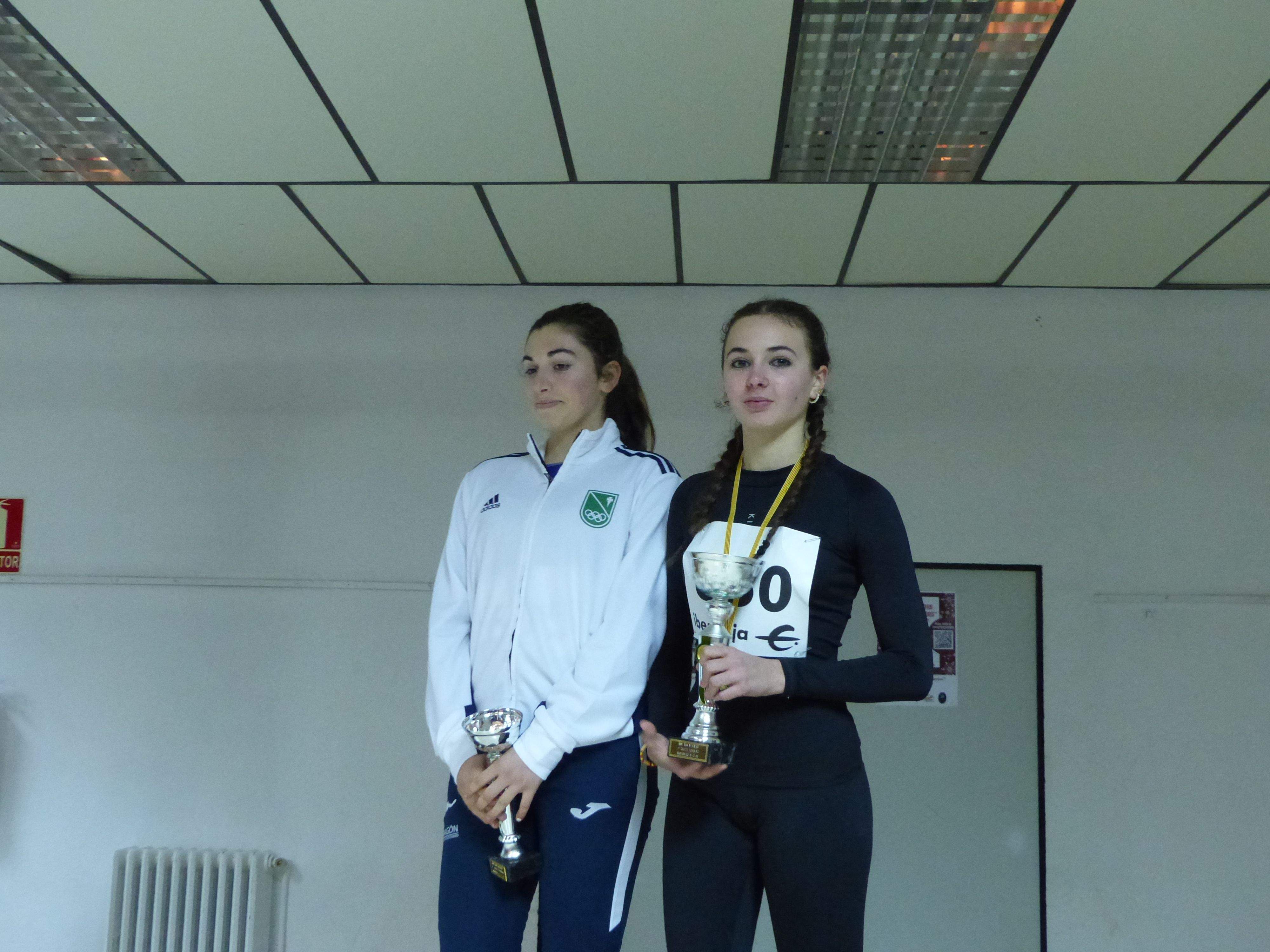 Ana Lasanta y Vega Andrés, cadete femenino. Foto Deporte Cantera Sabiñánigo