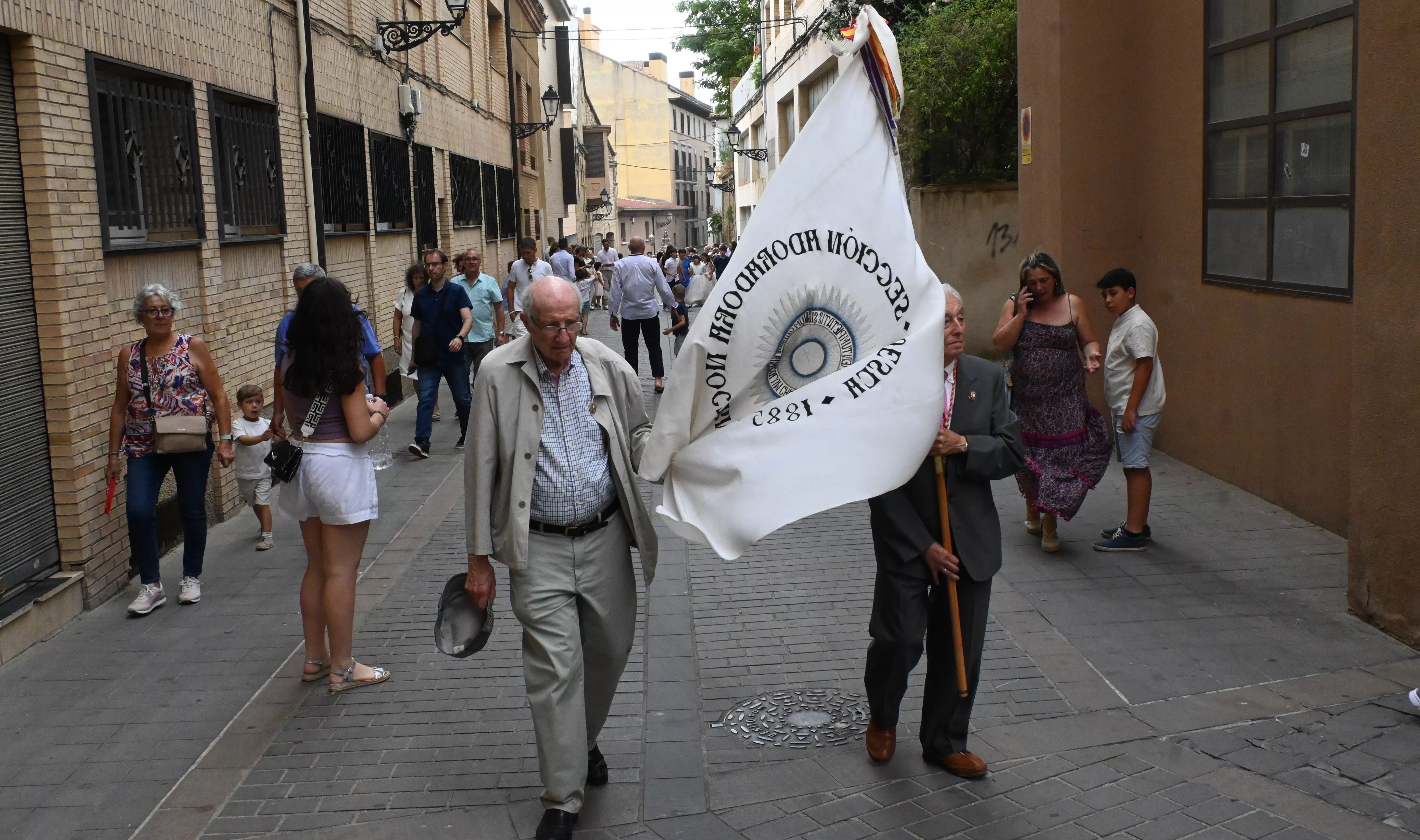 Corpus Christi en Huesca con el obispo Padre Pedro Aguado. Foto Carlos Jalle