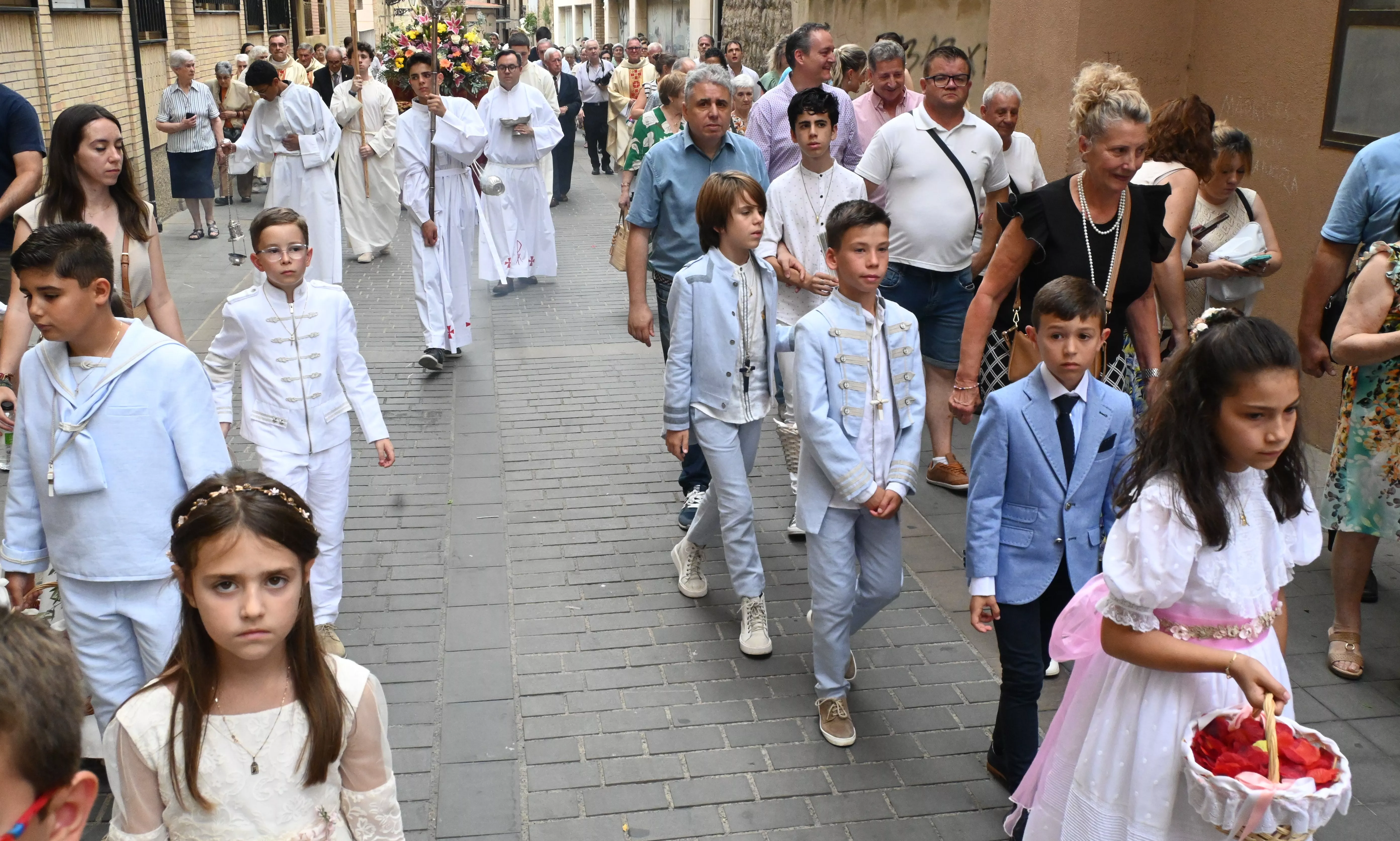 Corpus Christi en Huesca con el obispo Padre Pedro Aguado. Foto Carlos Jalle