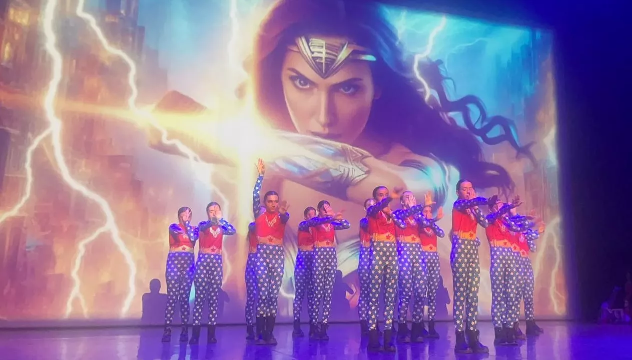 Espectáculo de final de curso 2025 de la Escuela de Danza Elenco. 