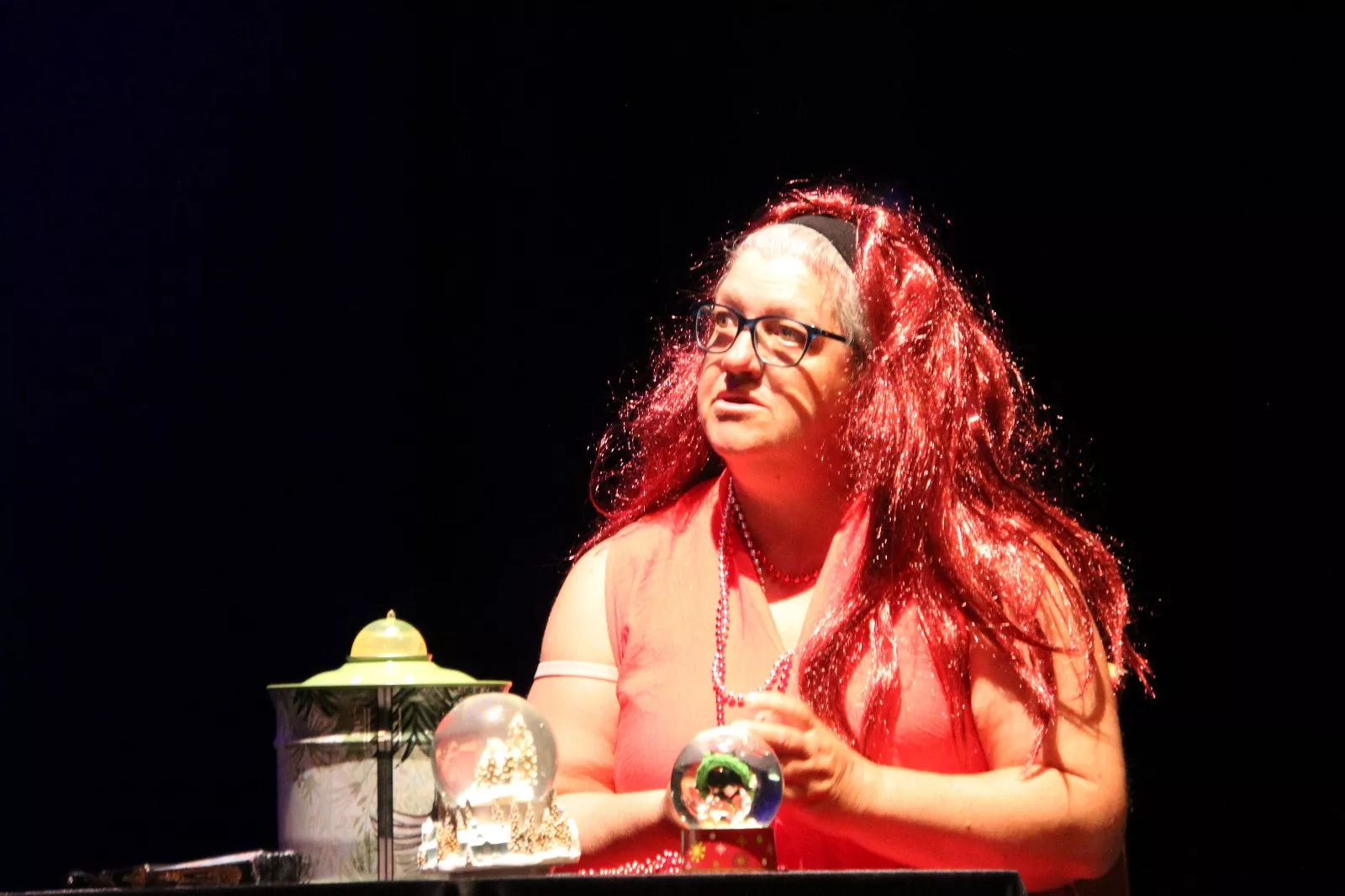 Grupo de Valentia en la Muestra Joven de Teatro y Danza. Foto Carlos Neofato