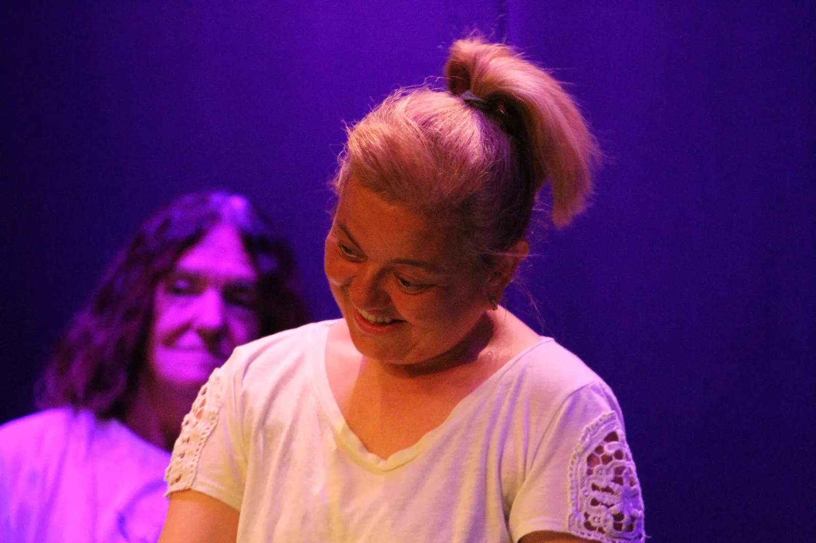 Grupo de Valentia en la Muestra Joven de Teatro y Danza. Foto Carlos Neofato
