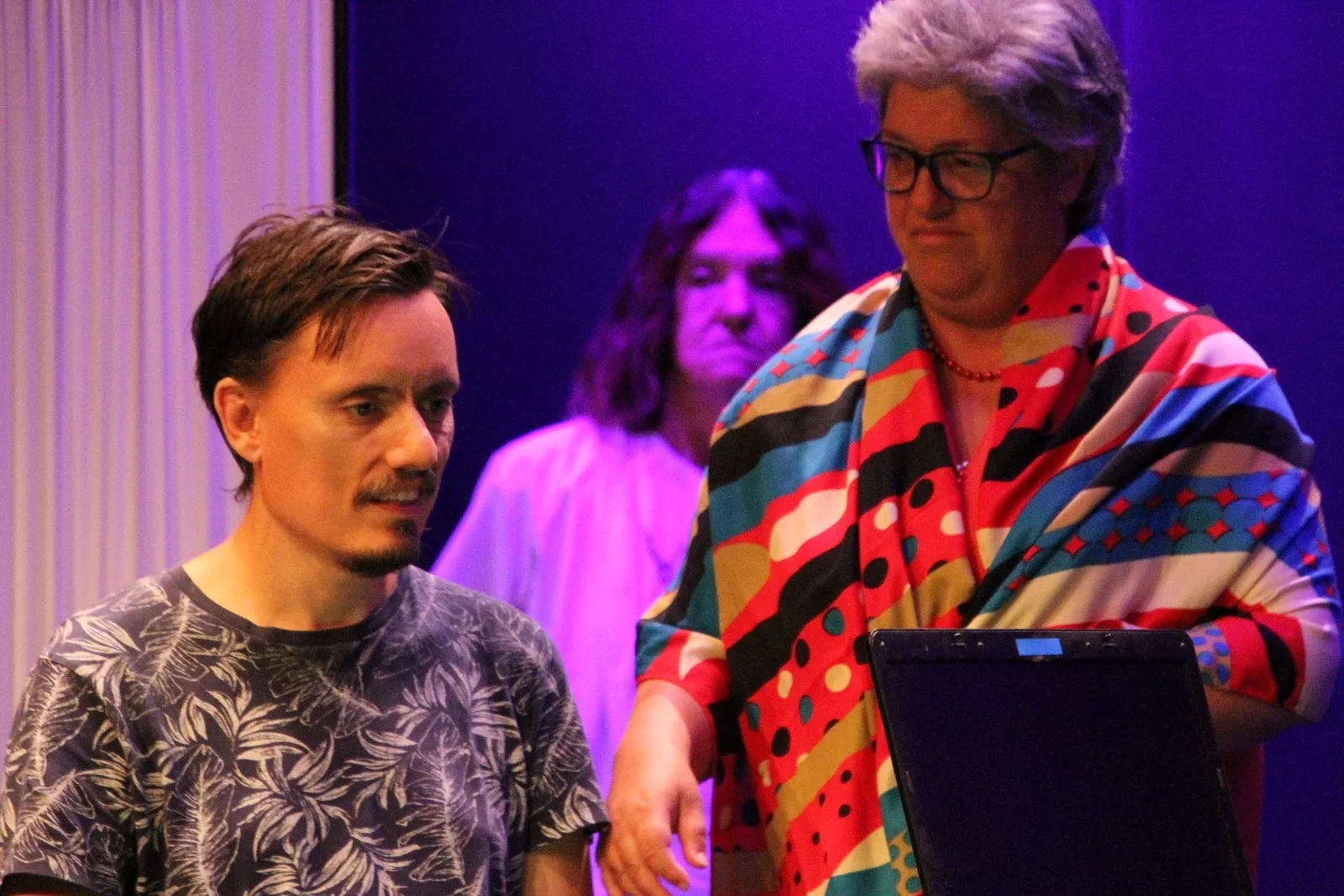 Grupo de Valentia en la Muestra Joven de Teatro y Danza. Foto Carlos Neofato