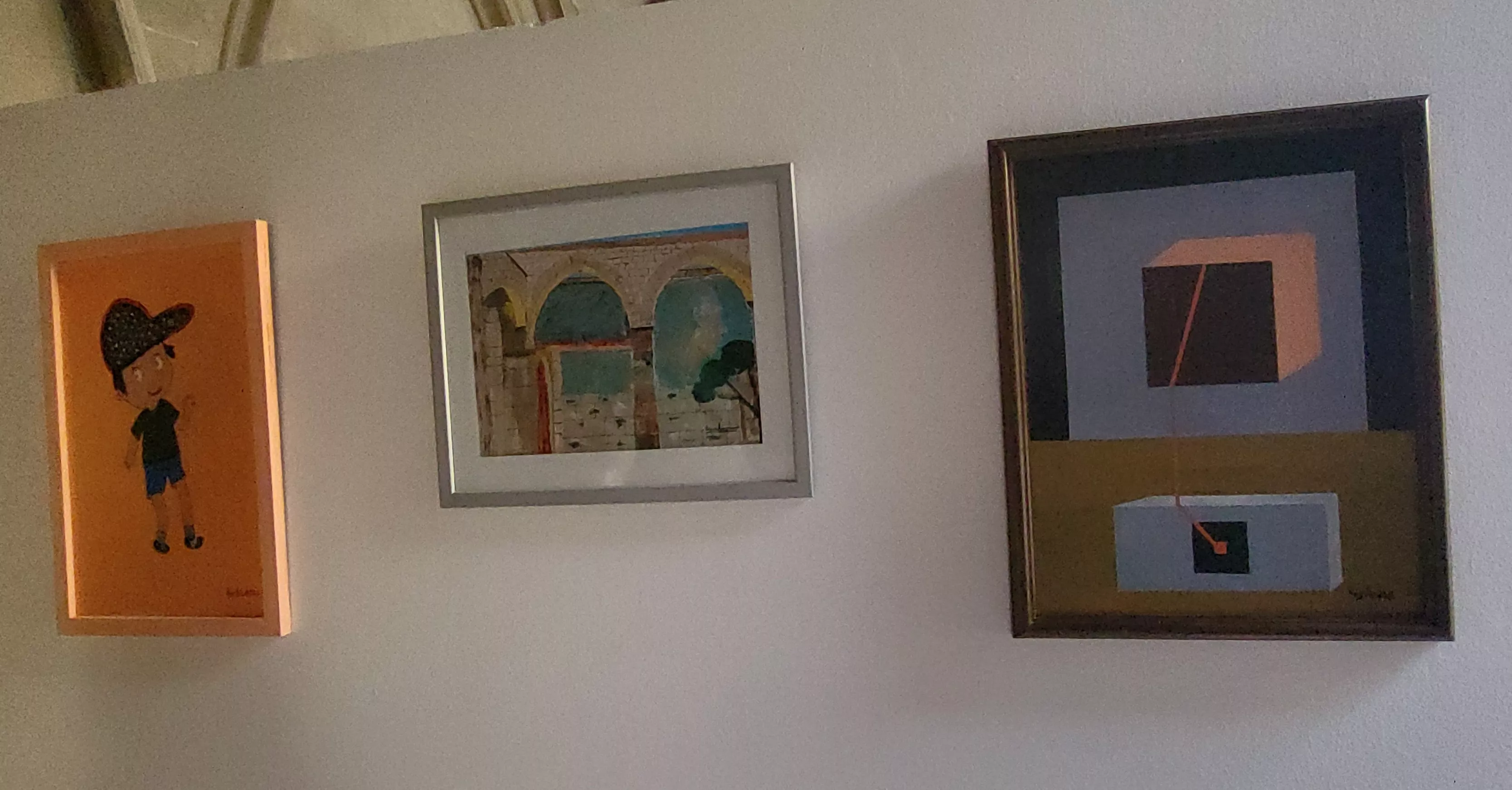 Exposición del grupo Pintores del Casco en los claustros de San Pedro. Foto Mercedes Manterola