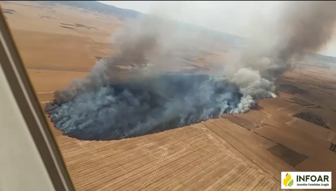 Declarado un incendio en Alcubierre que afecta a terreno de uso agrícola. Declarado un incendio en Alcubierre que afecta a terreno de uso agrícola.