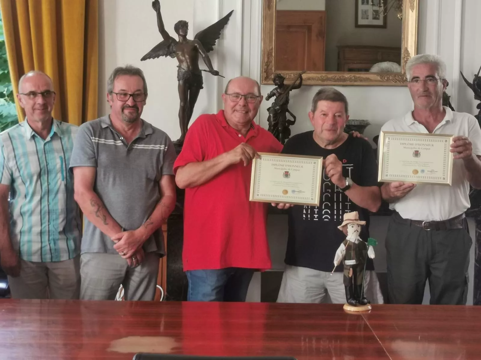Diplomas en el Ayuntamiento