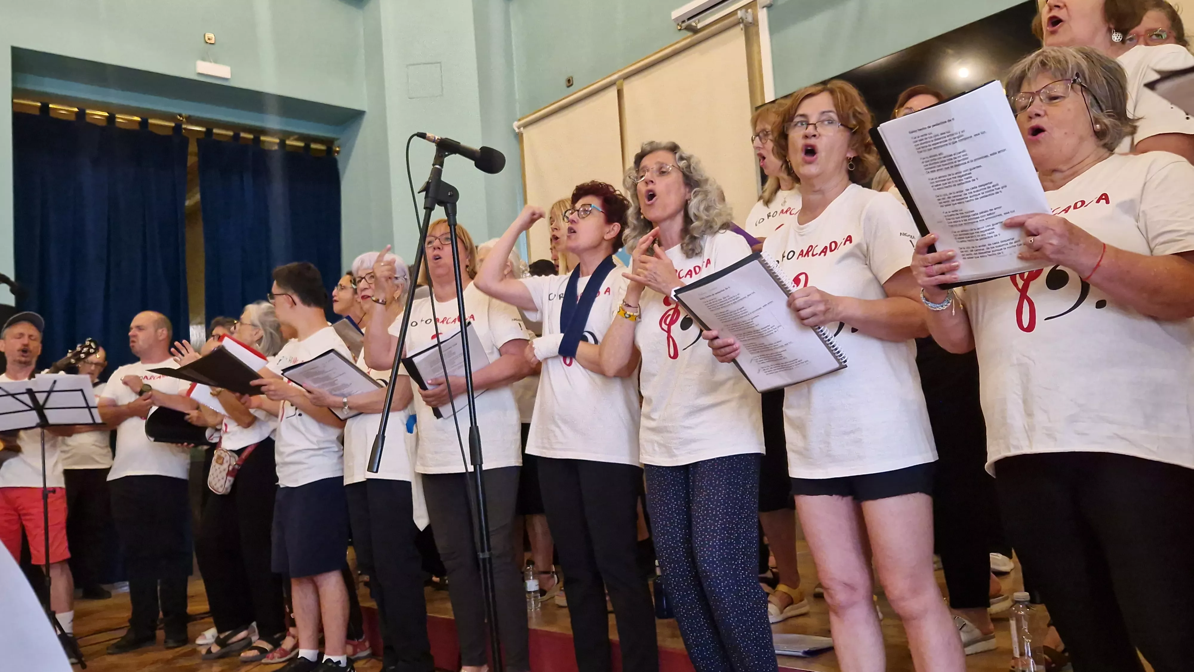 Actuación de Arcadia en el Salón Azul del Casino. Foto Myriam Martínez