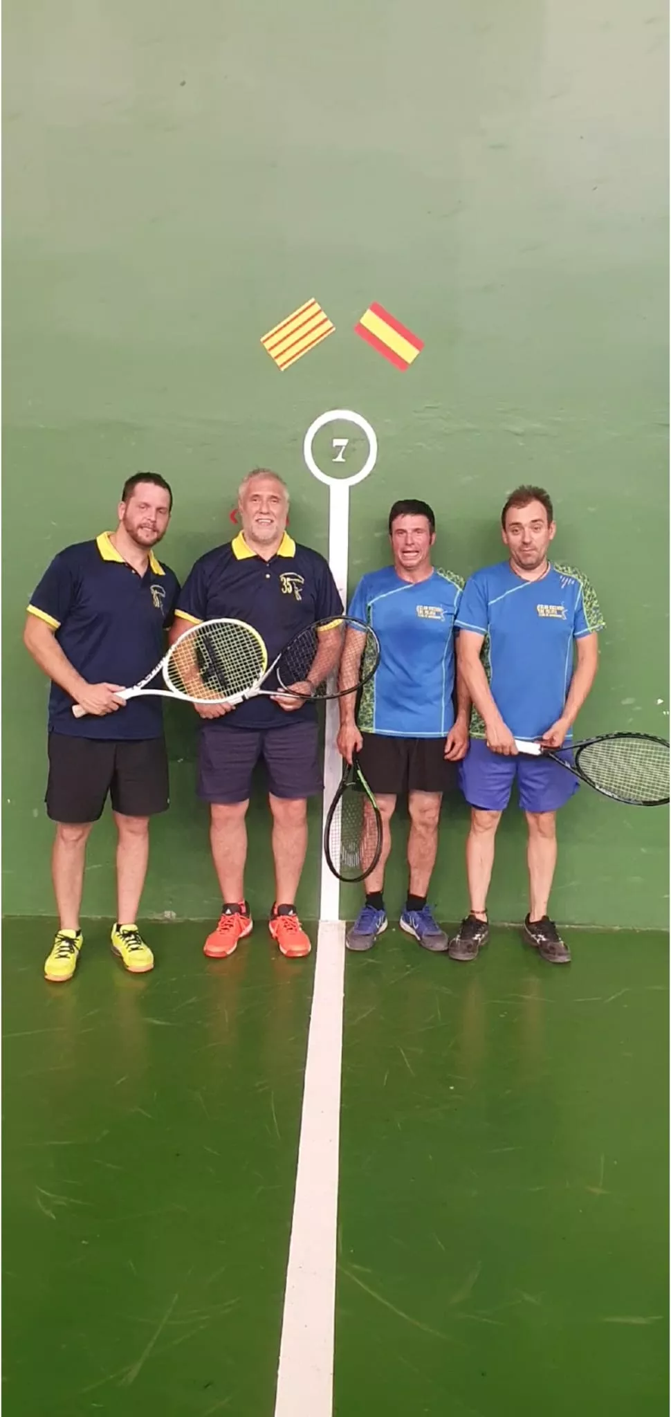 Finalistas de la Liga Primavera, con Martil-Escartín a la izquierda.