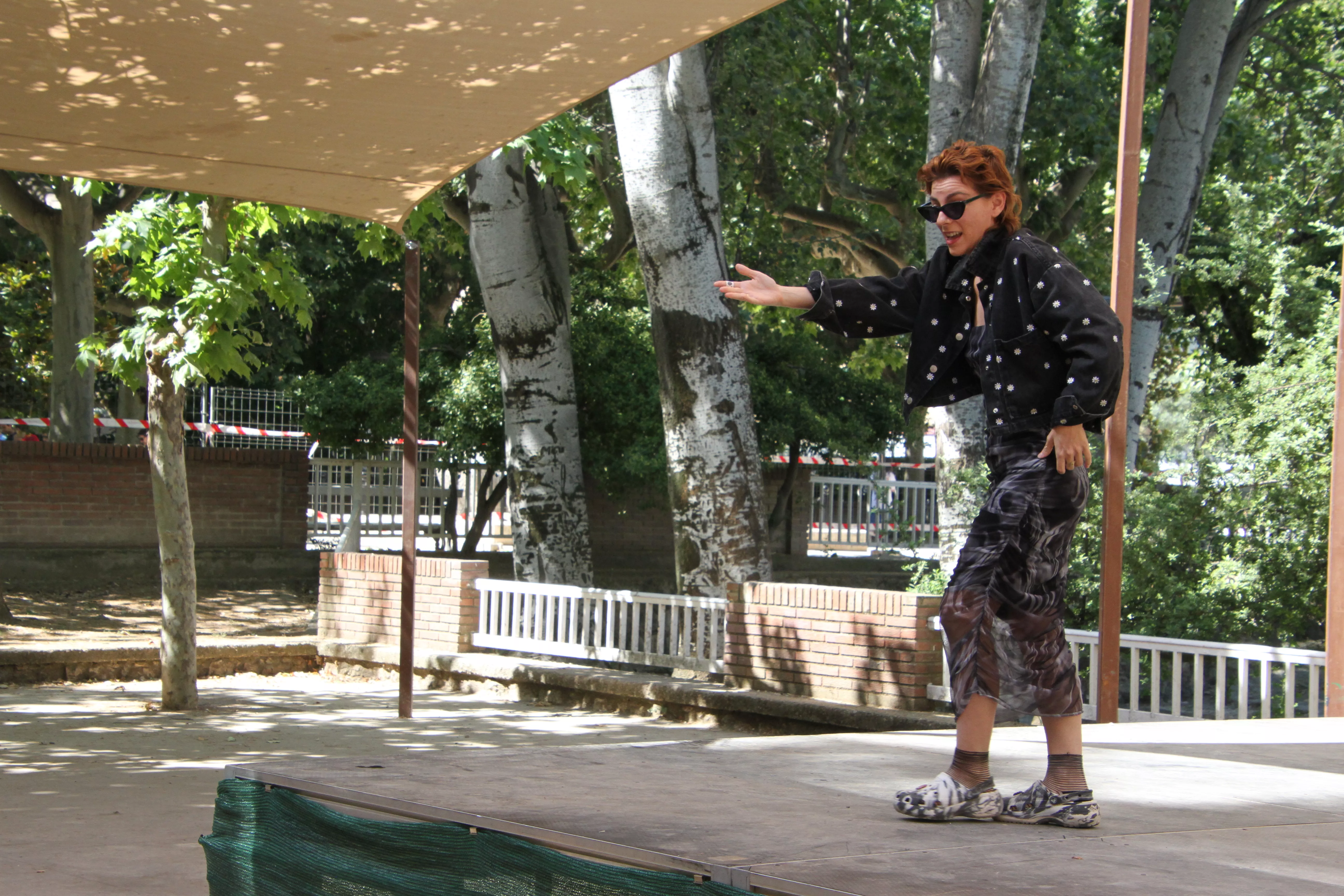 Actividades de la Asociación 28J Huesca por el Día del Orgullo en el Teatro Griego. Foto Carlos Neofato