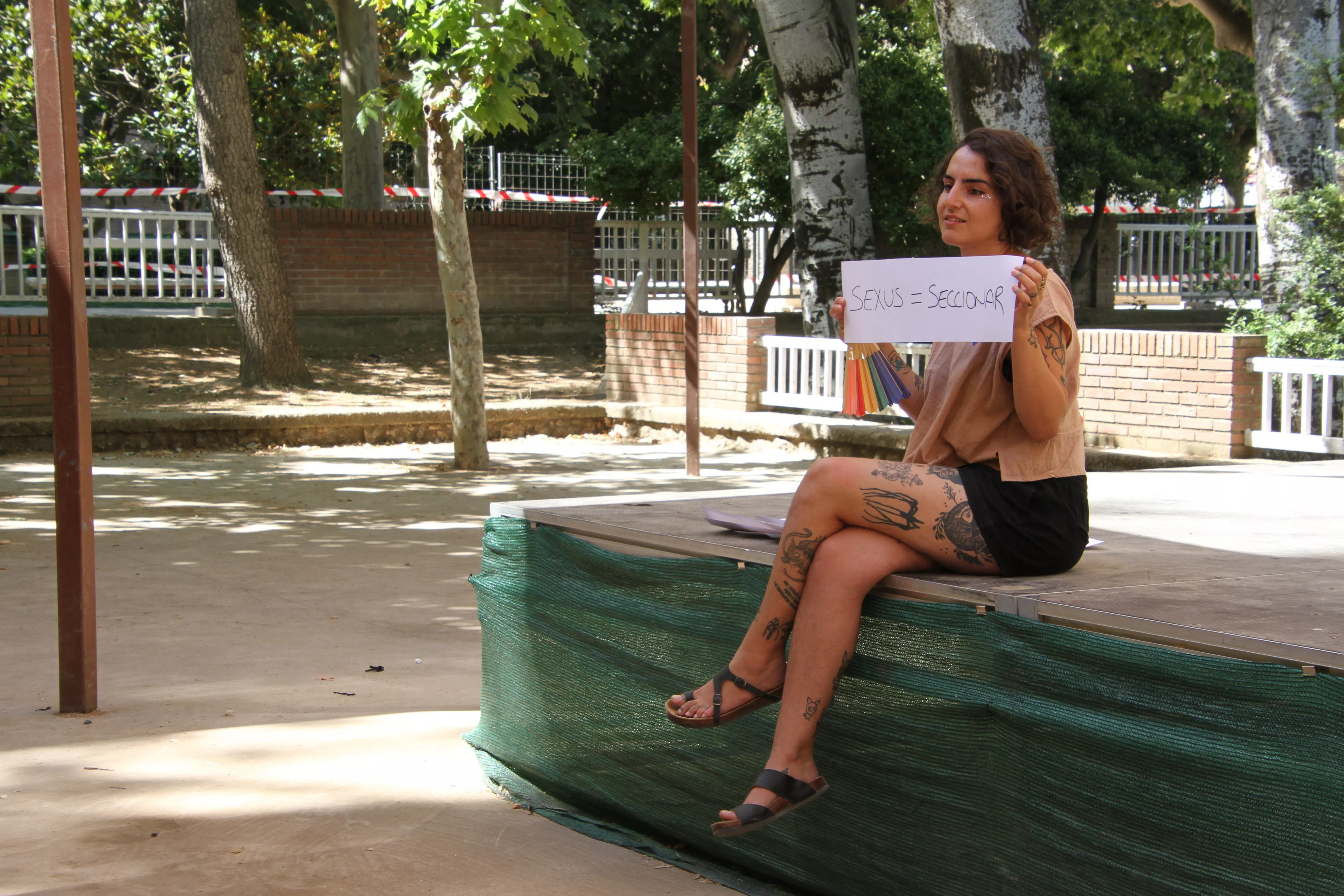 Actividades de la Asociación 28J Huesca por el Día del Orgullo en el Teatro Griego. Foto Carlos Neofato