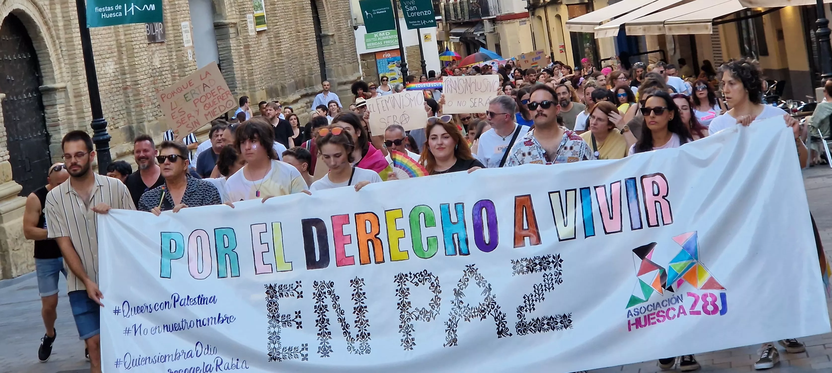 Día del Orgullo LGTBIQA+ en Huesca. Foto Myriam Martínez