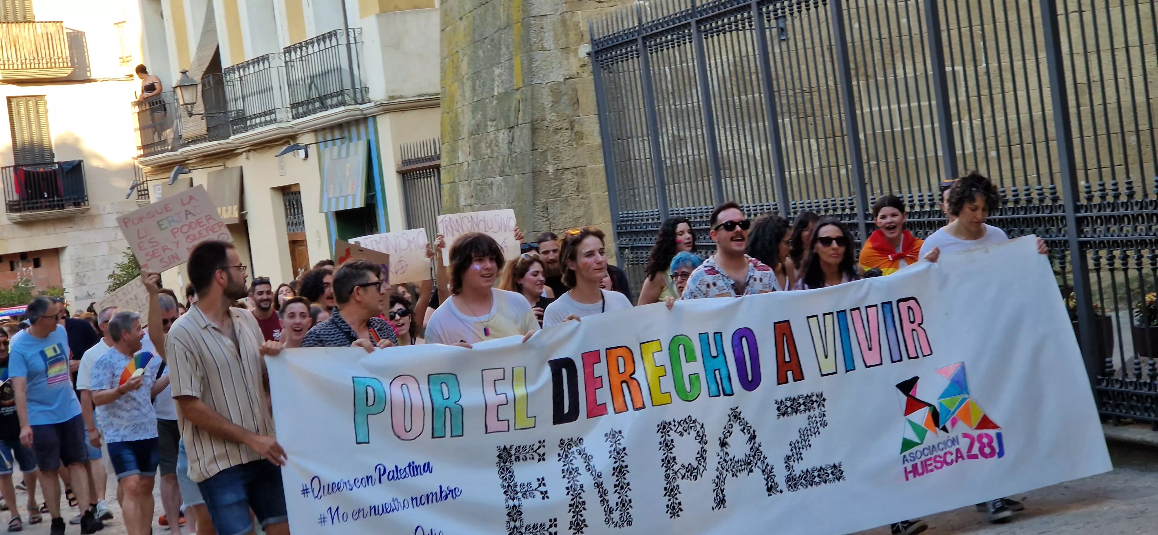 Día del Orgullo LGTBIQA+ en Huesca. Foto Myriam Martínez