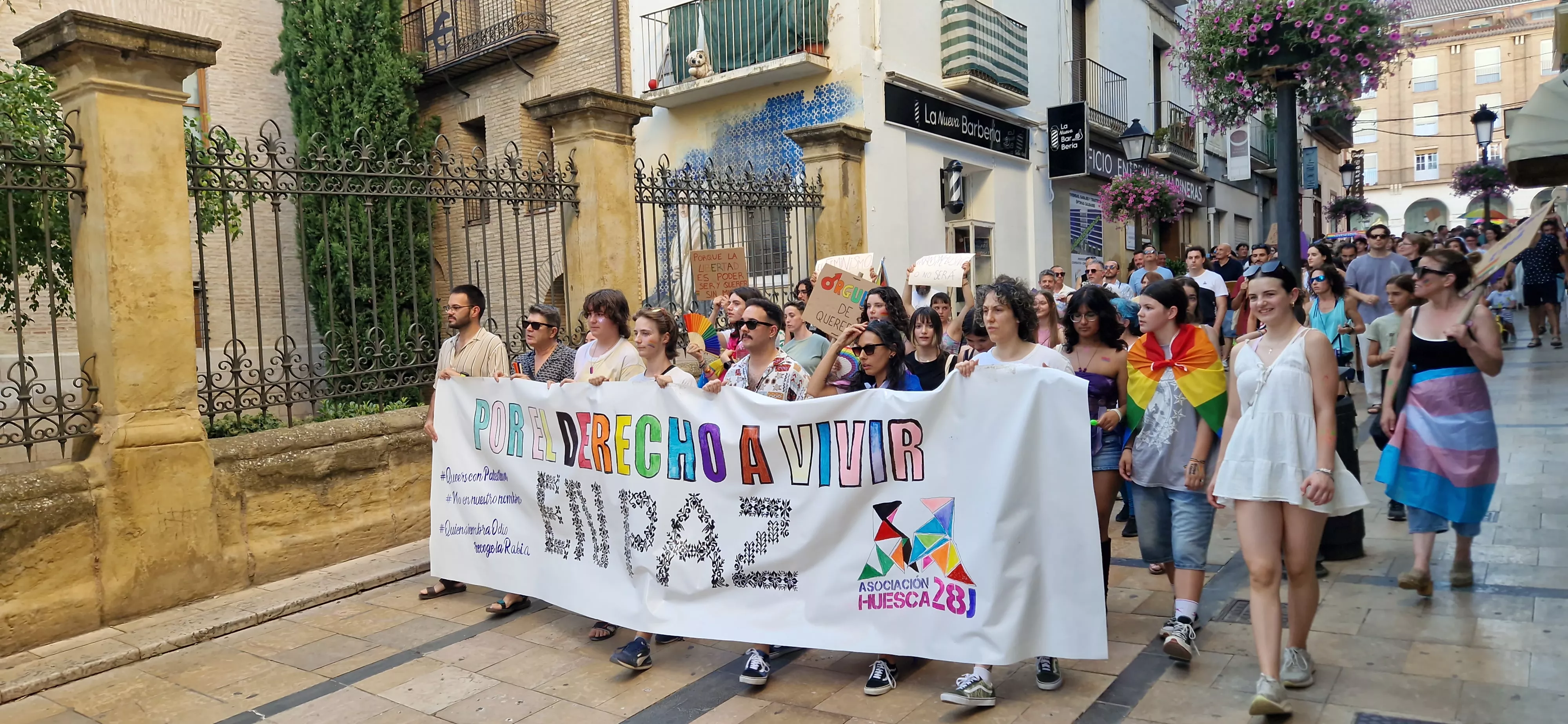 Día del Orgullo LGTBIQA+ en Huesca. Foto Myriam Martínez