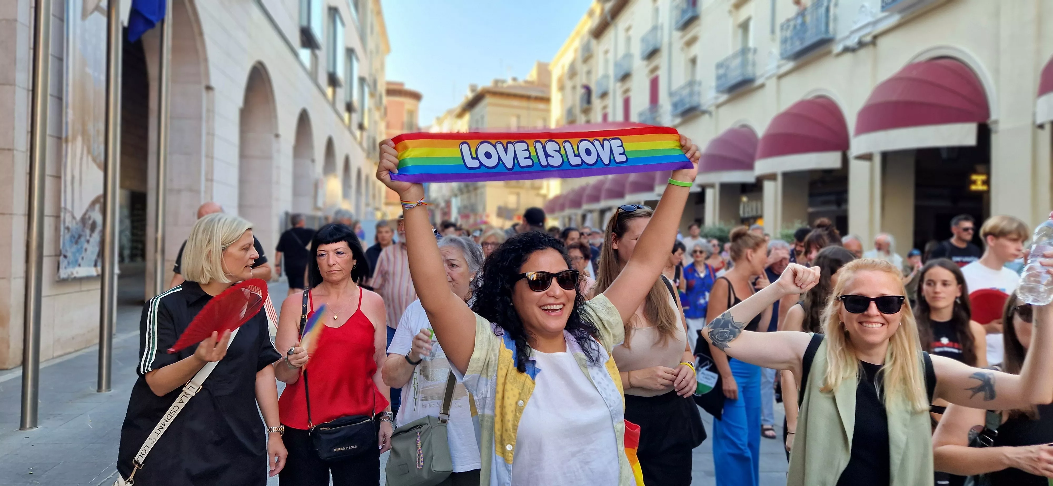 Día del Orgullo LGTBIQA+ en Huesca. Foto Myriam Martínez