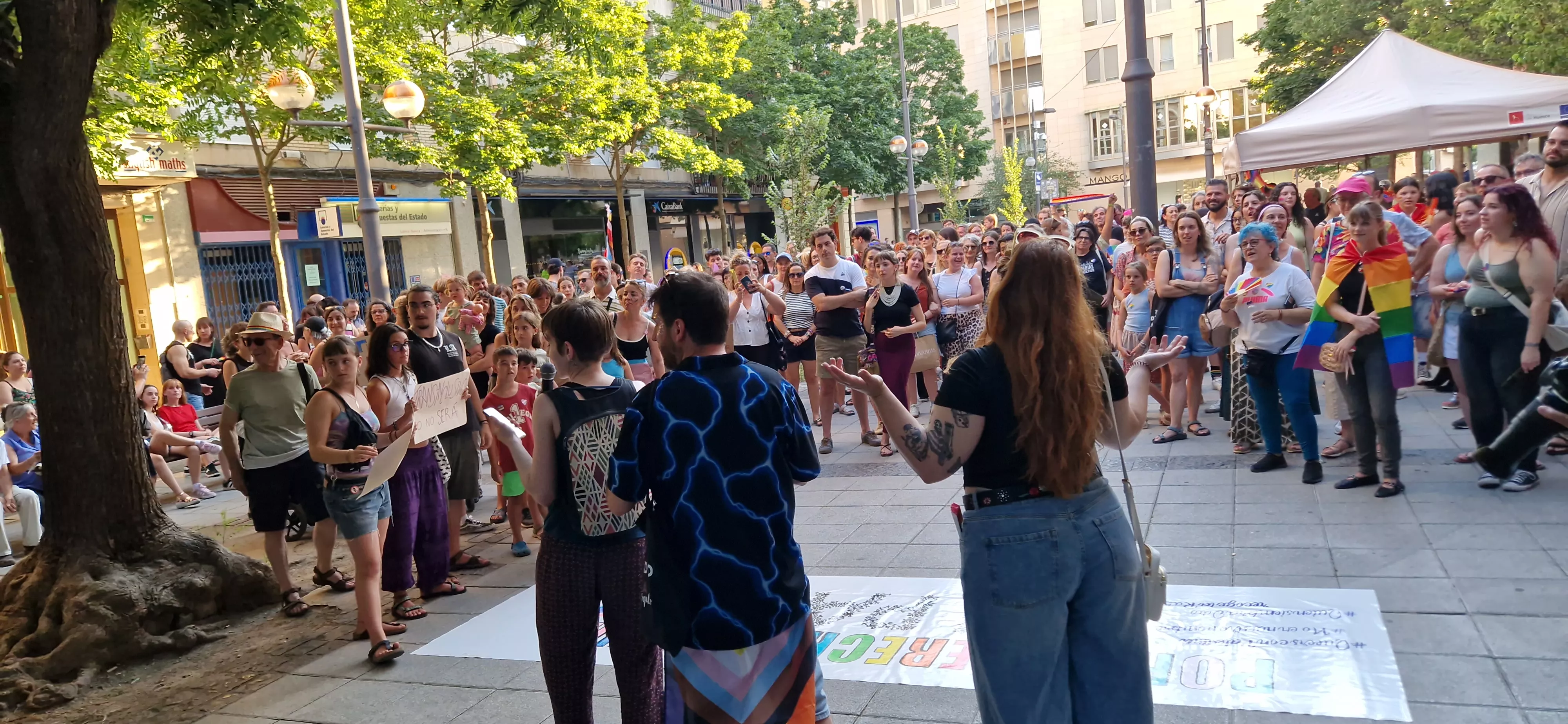 Día del Orgullo LGTBIQA+ en Huesca. Foto Myriam Martínez