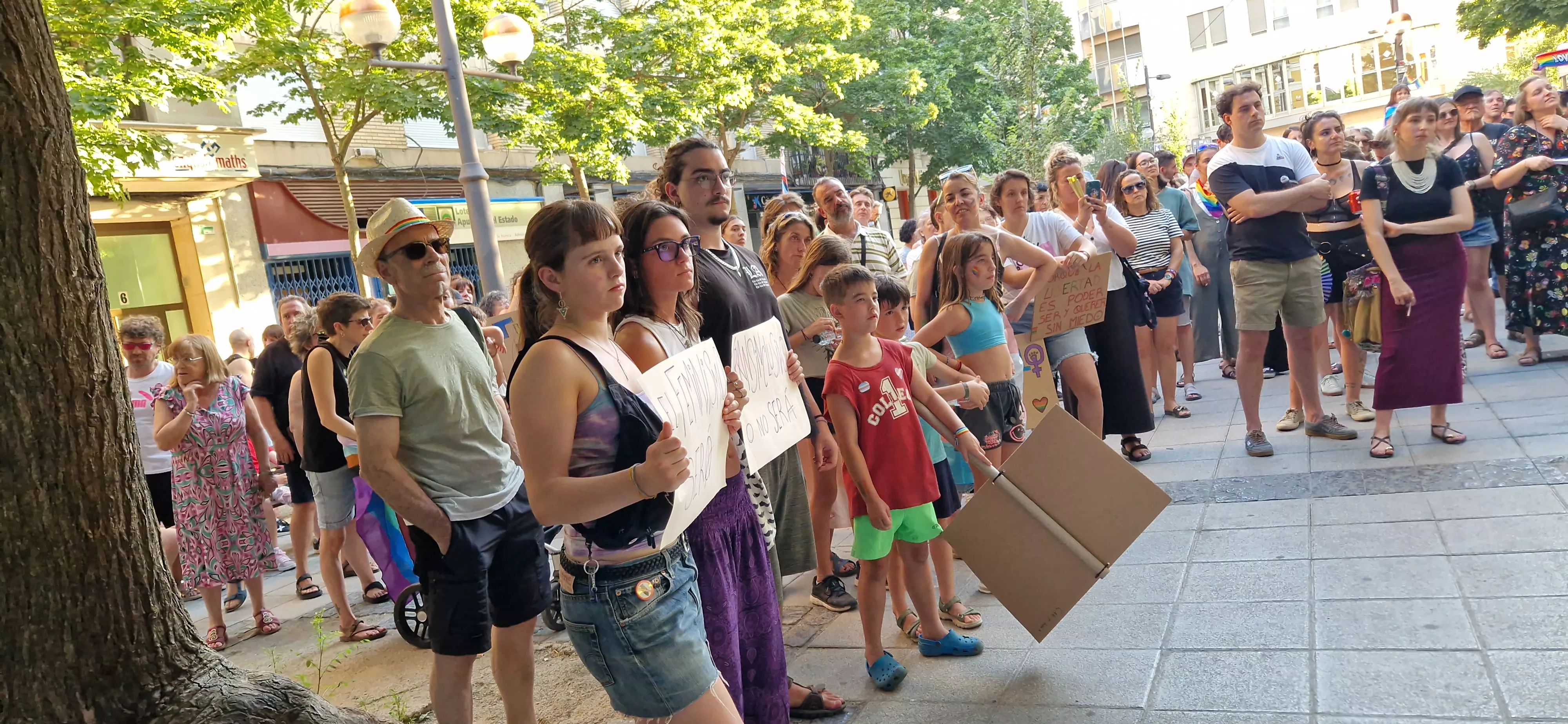 Día del Orgullo LGTBIQA+ en Huesca. Foto Myriam Martínez