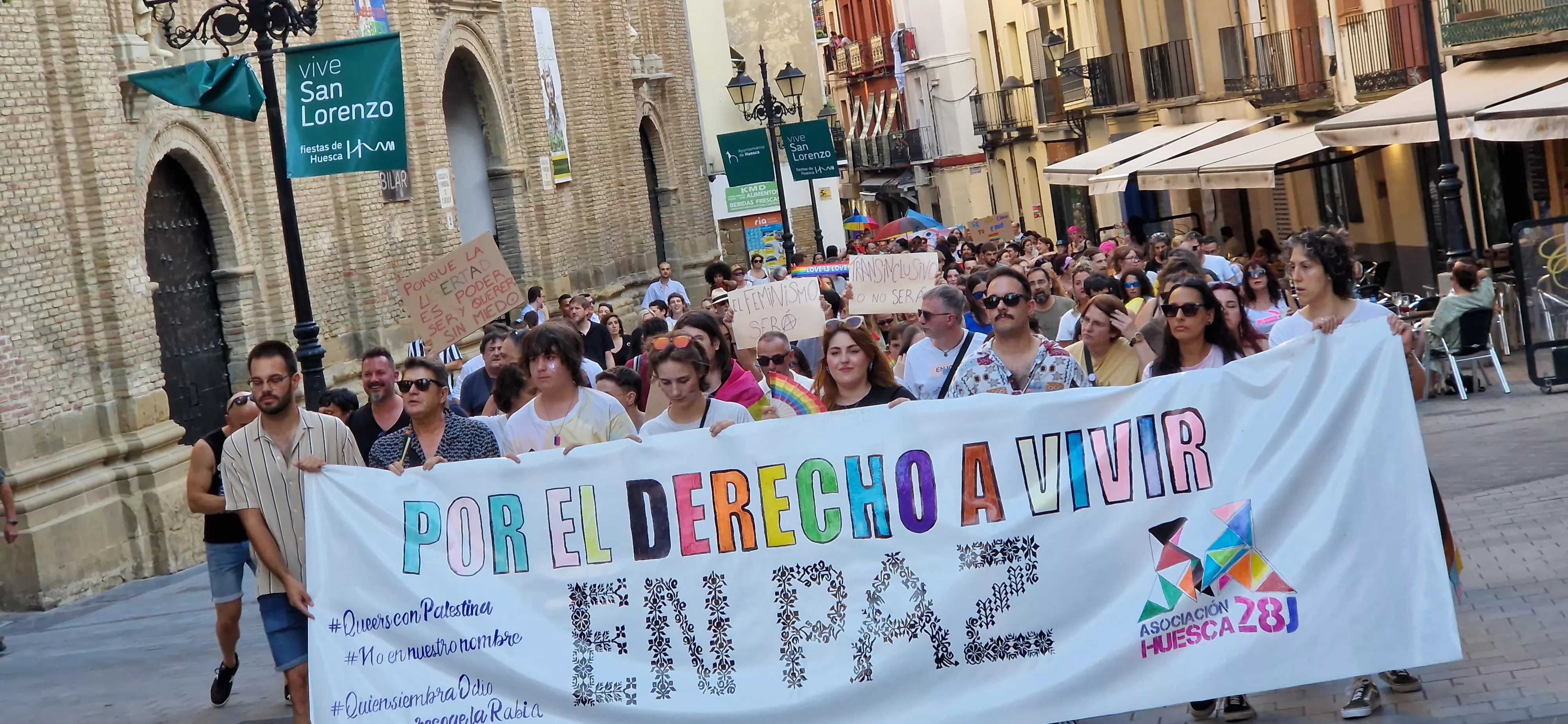 Día del Orgullo LGTBIQA+ en Huesca. Foto Myriam Martínez