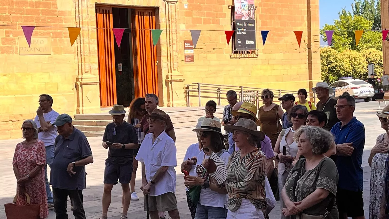 Cuarto abrazo al Seminario de Huesca. Foto Mercedes Manterola