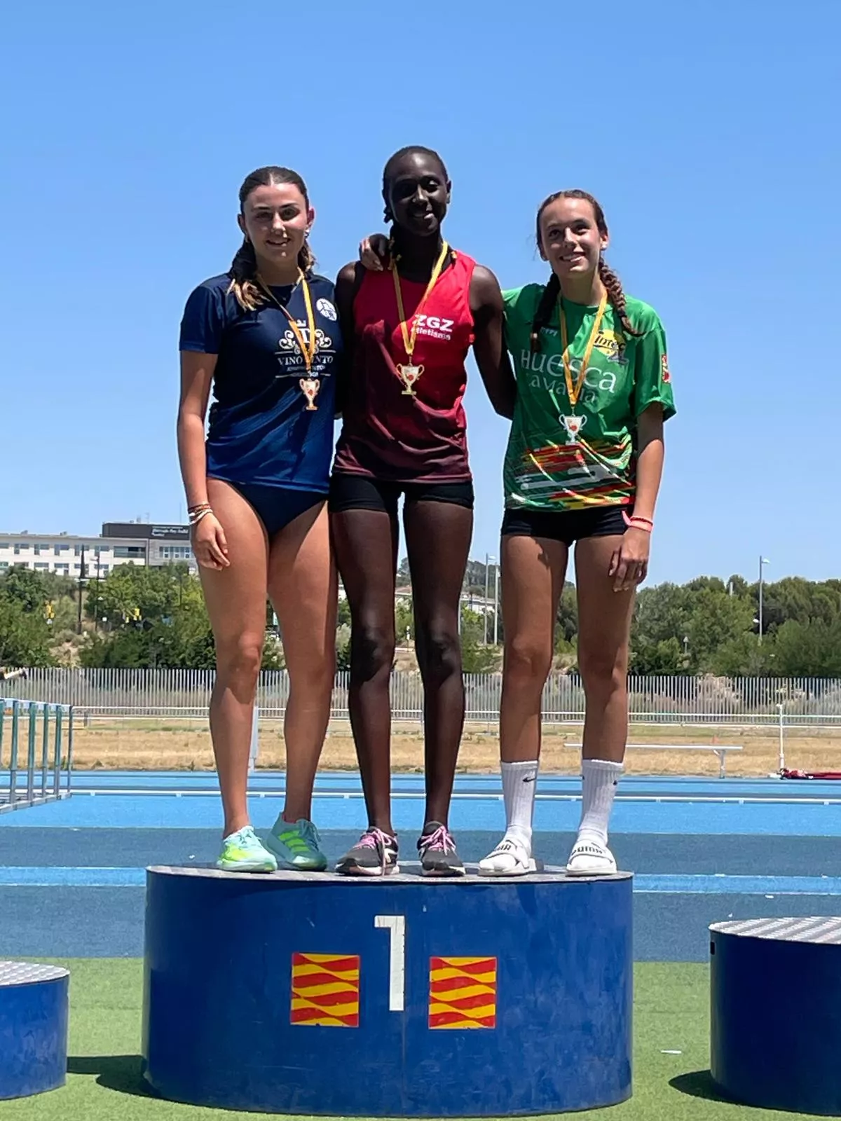 Laura Martínez y Lucía Lloret en altura