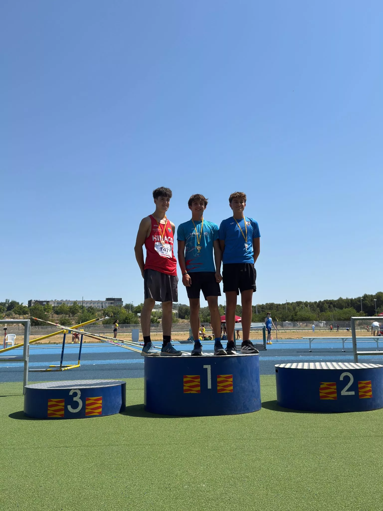 Martín Arnal, bronce en pértiga