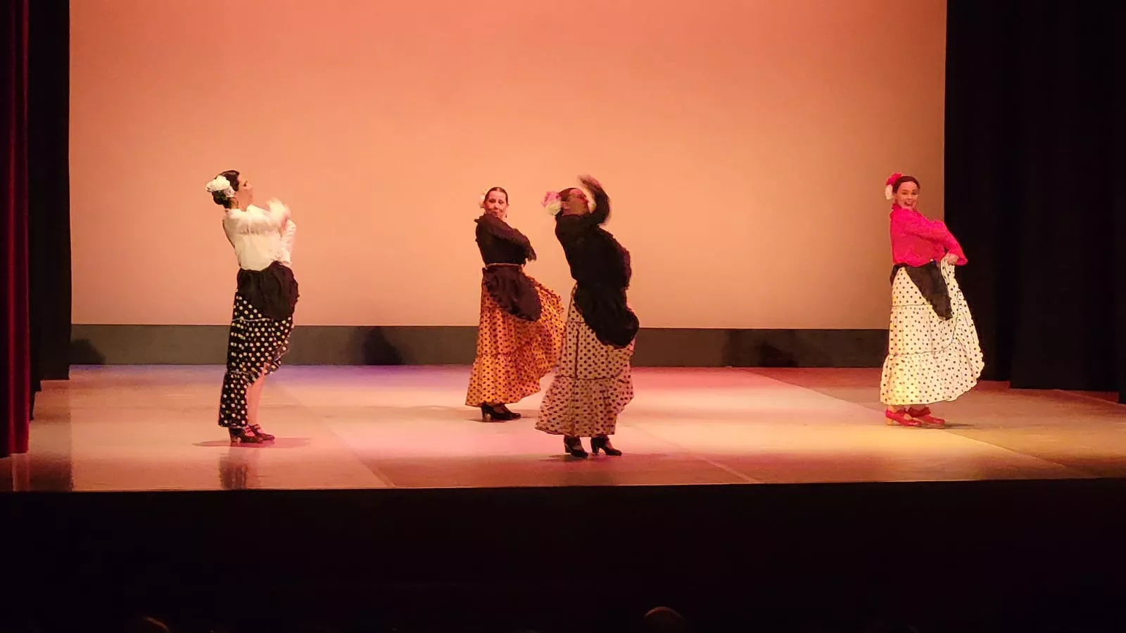  Fin de Curso de Espacio Danza de Huesca con homenaje a Mercedes Moliní