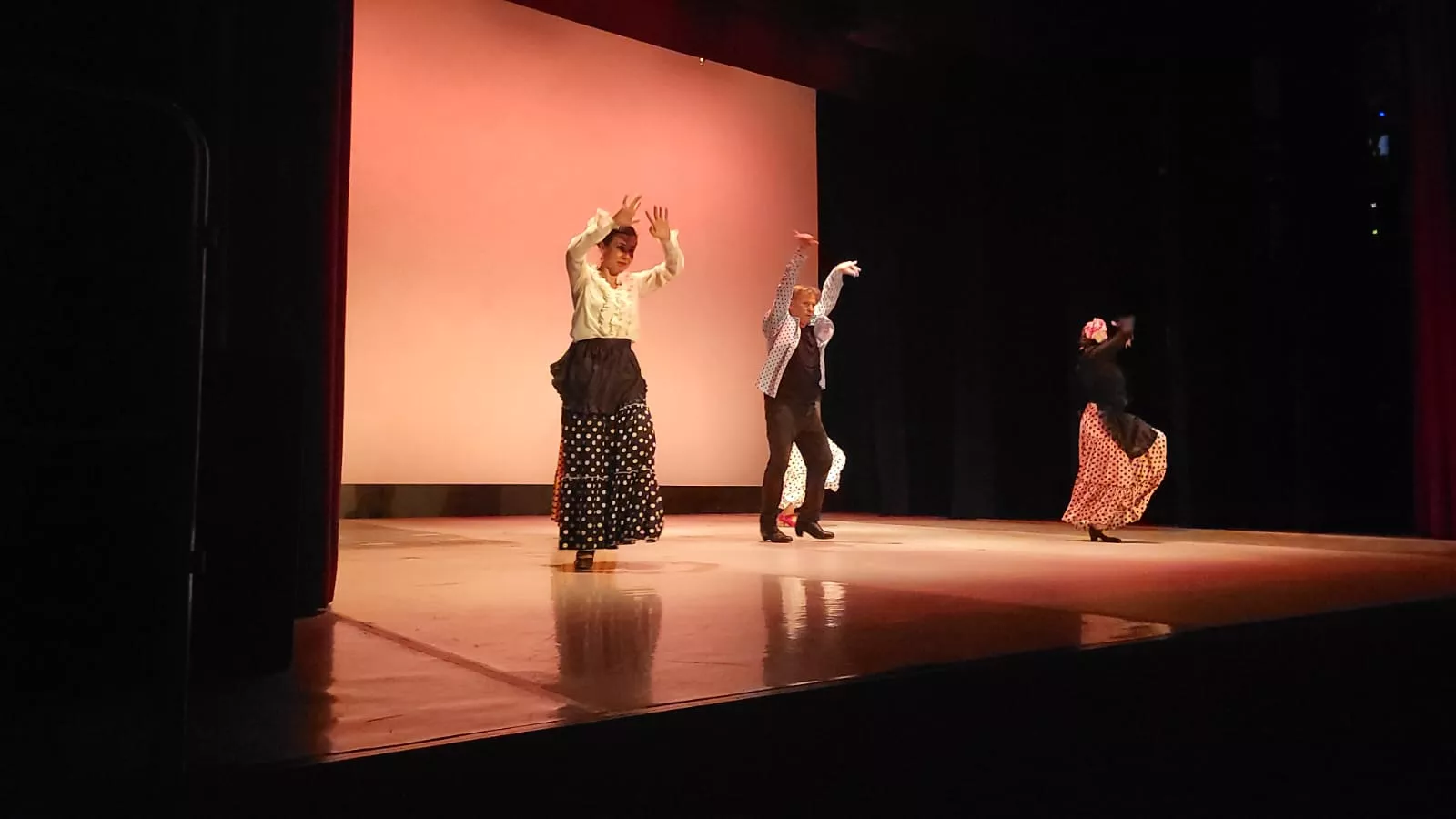  Fin de Curso de Espacio Danza de Huesca con homenaje a Mercedes Moliní