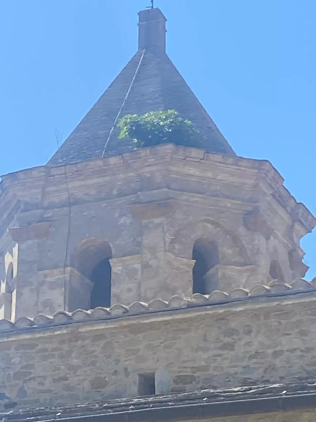 Torre de Catedral de San Vicente Mártir de Roda de Isábena