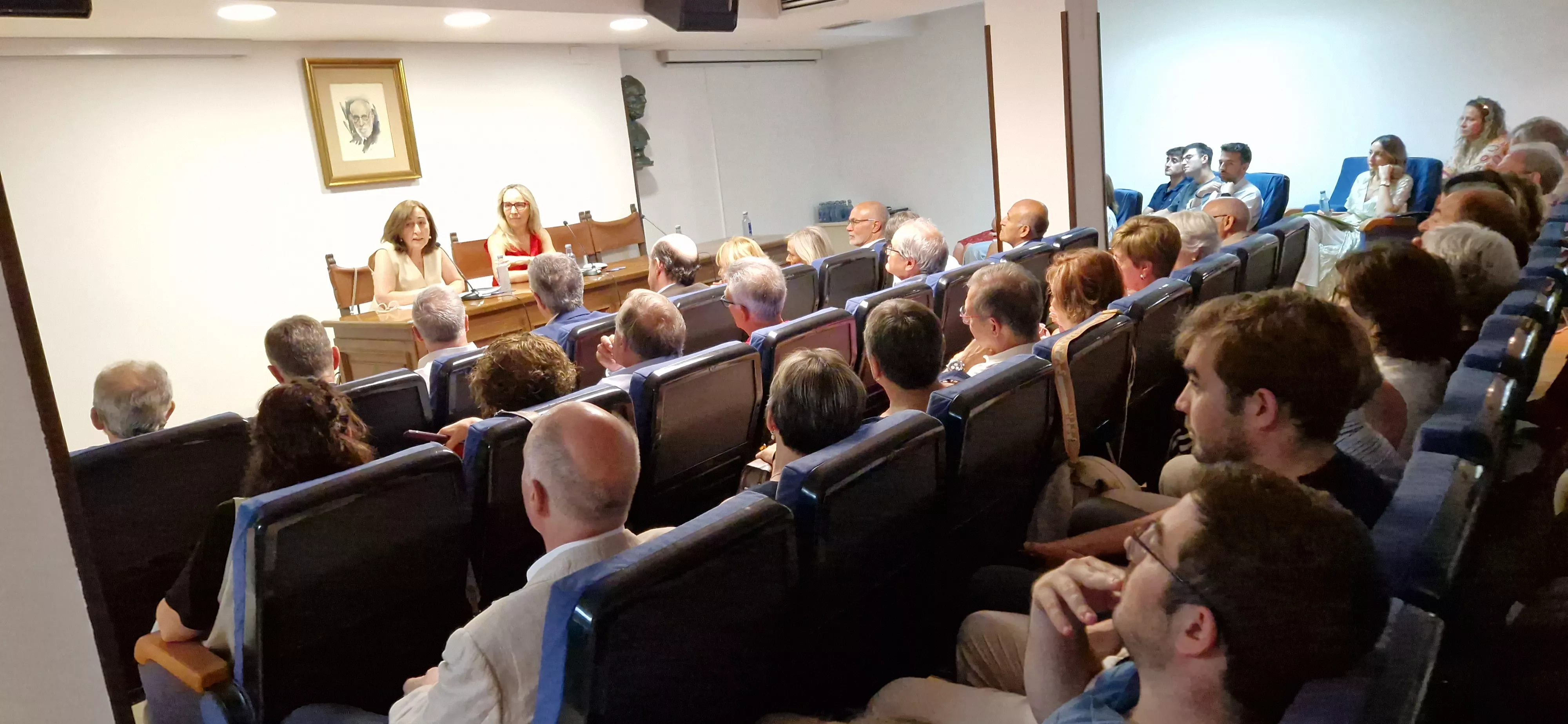 Fiesta anual del Colegio Oficial de Médicos de Huesca. Foto Myriam Martínez