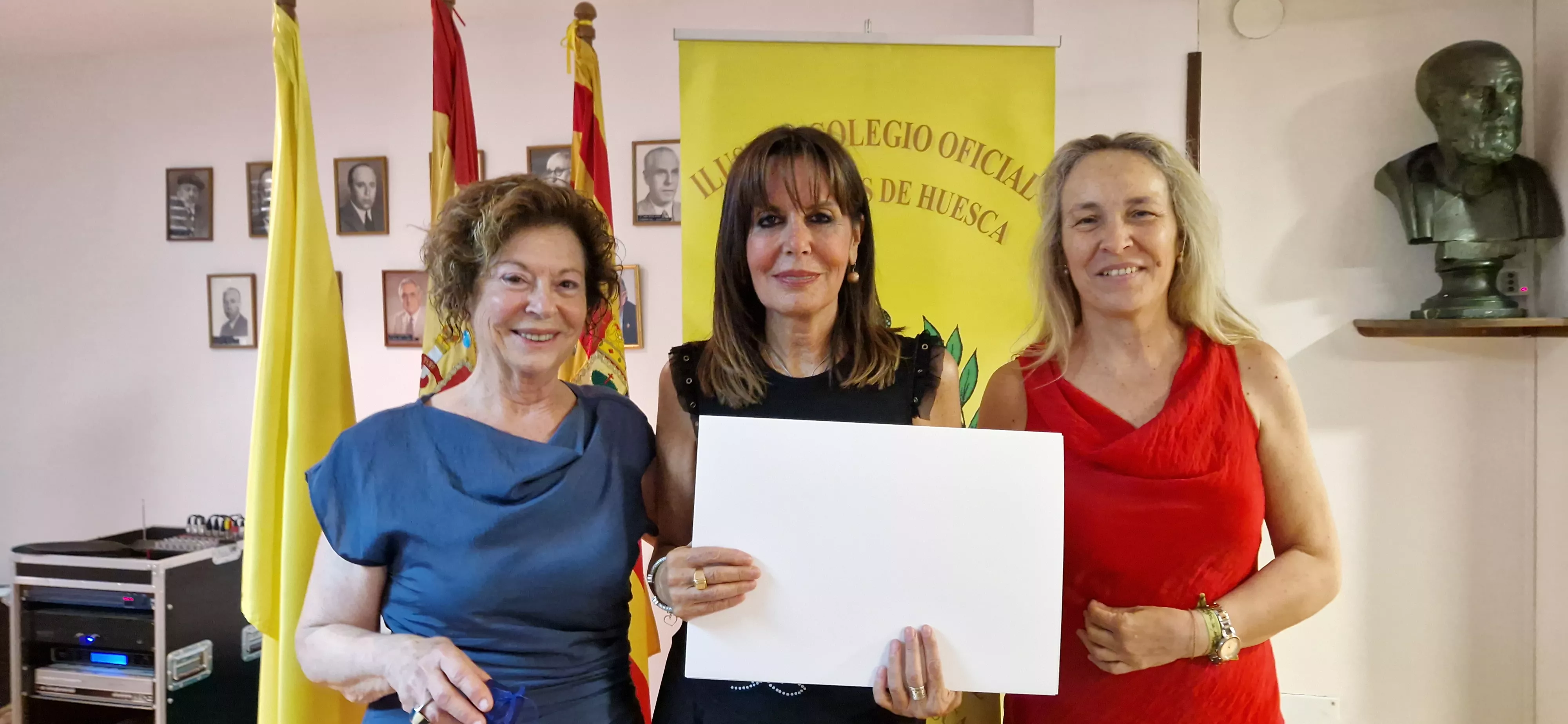 Fiesta anual del Colegio Oficial de Médicos de Huesca. Foto Myriam Martínez