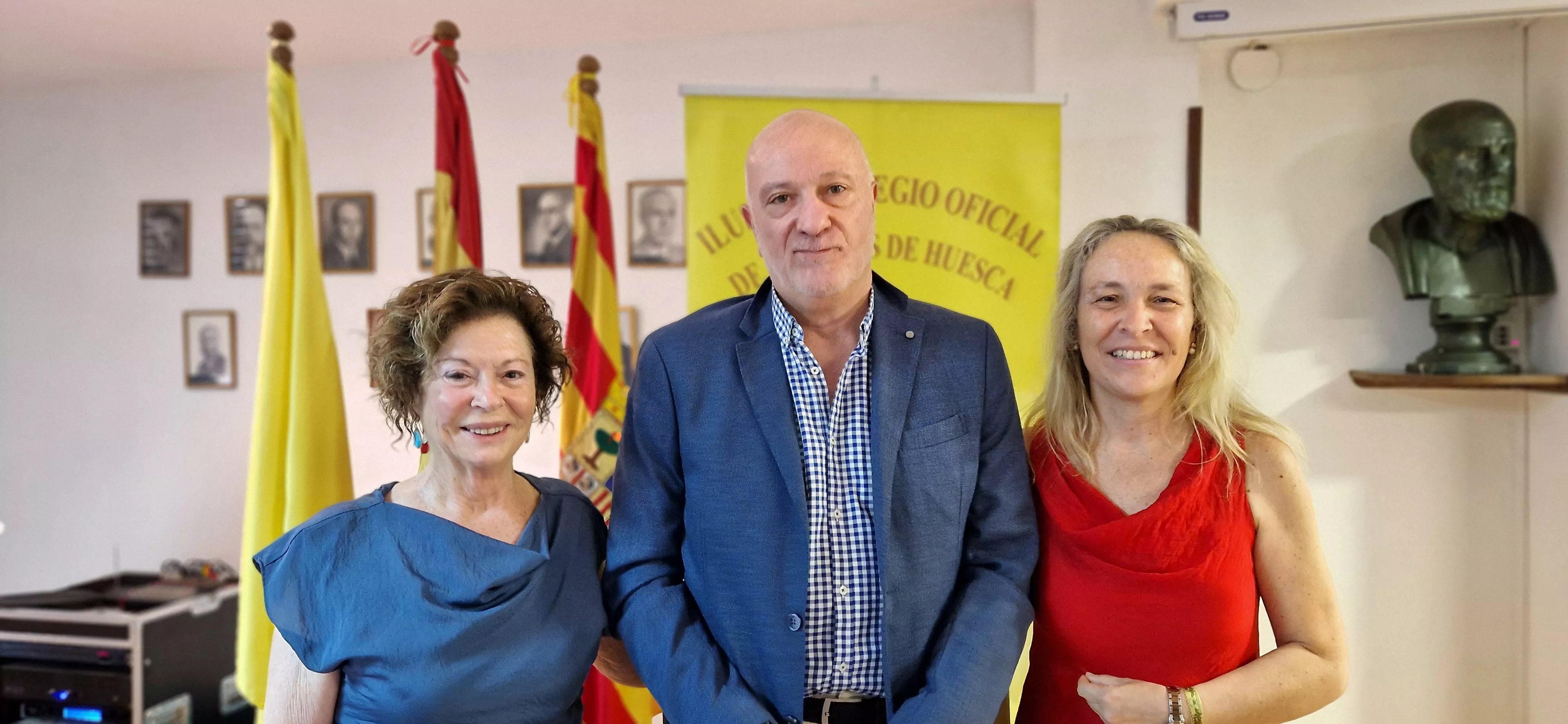 Fiesta anual del Colegio Oficial de Médicos de Huesca. Foto Myriam Martínez