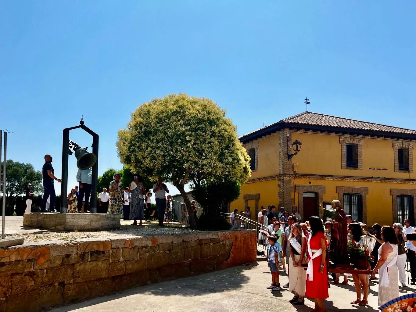 Fiesta por todo lo alto en Torres de Barbués Fiesta por todo lo alto en Torres de Barbués