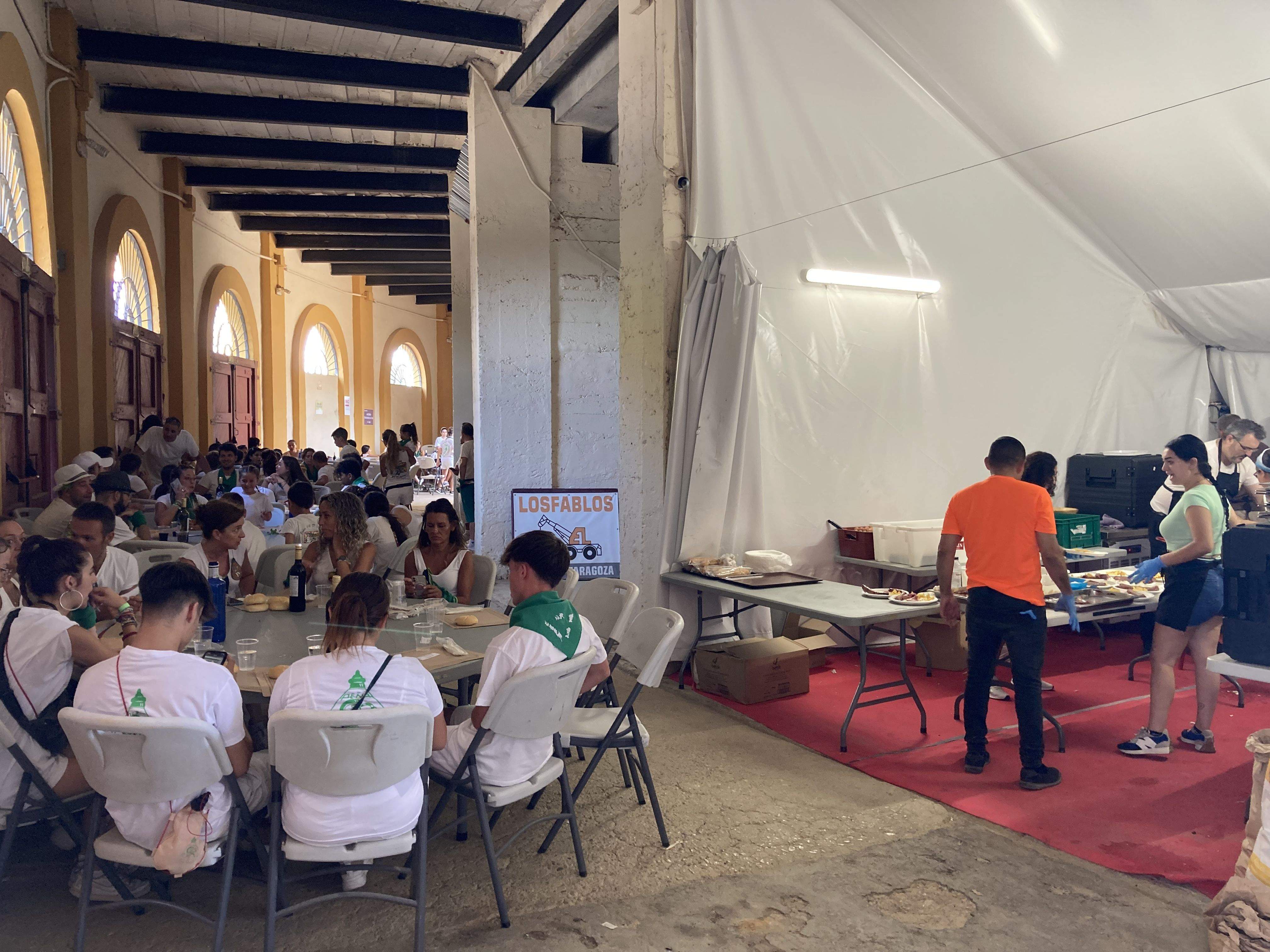 Almuerzos en la antesala del chupinazo.