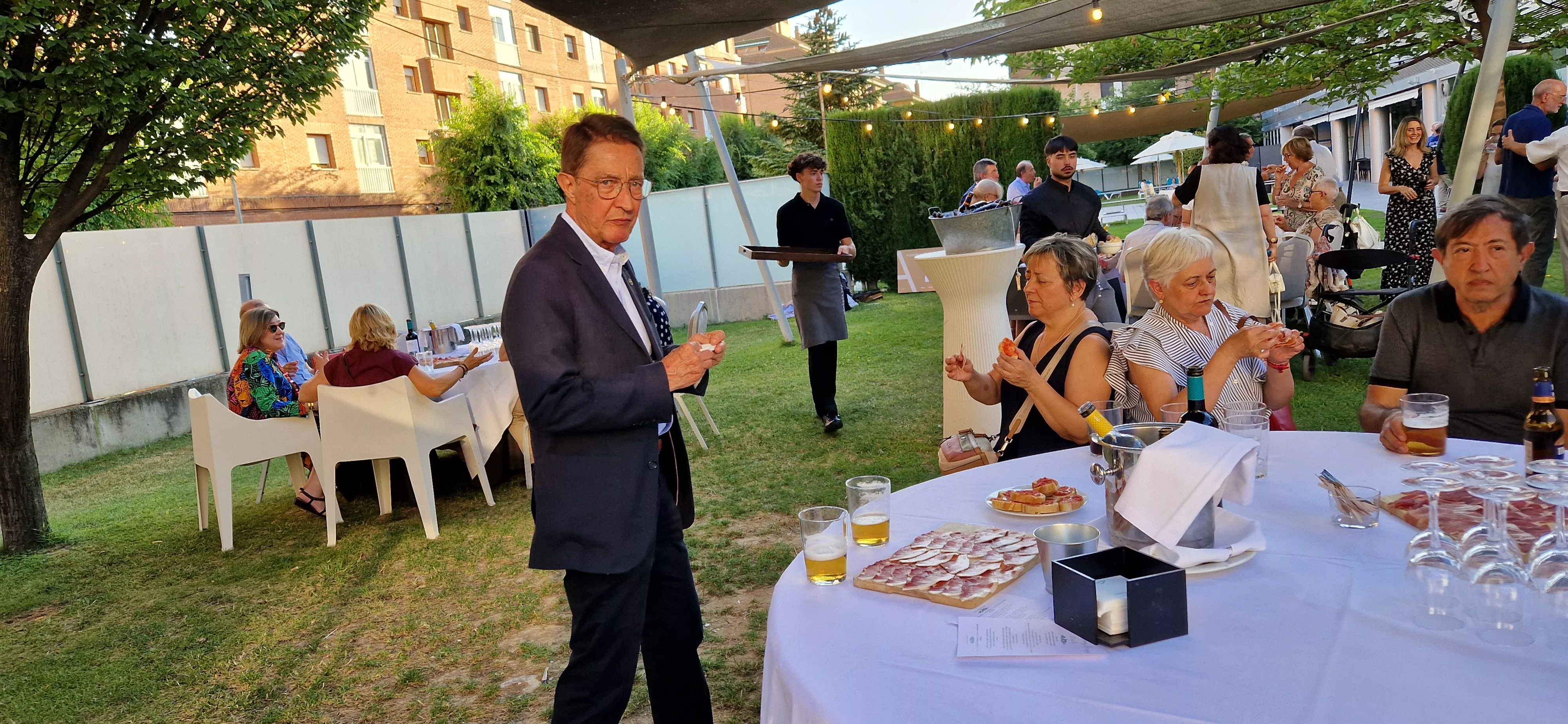 Fiesta anual del Colegio Oficial de Médicos de Huesca. Foto Myriam Martínez