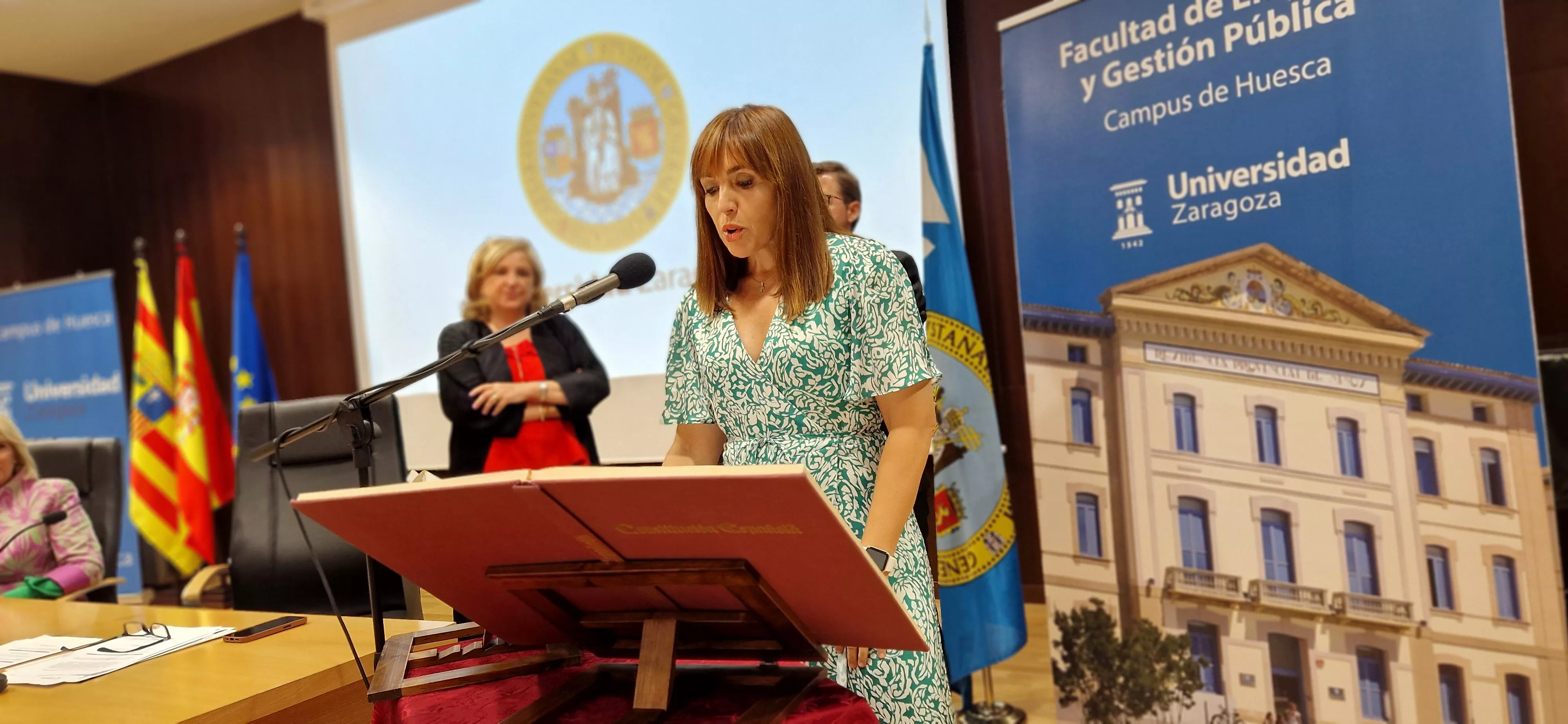 Toma de posesión del nuevo decano de la Facultad de Empresa, Carlos Orús Sanclemente. Foto Myriam Martínez