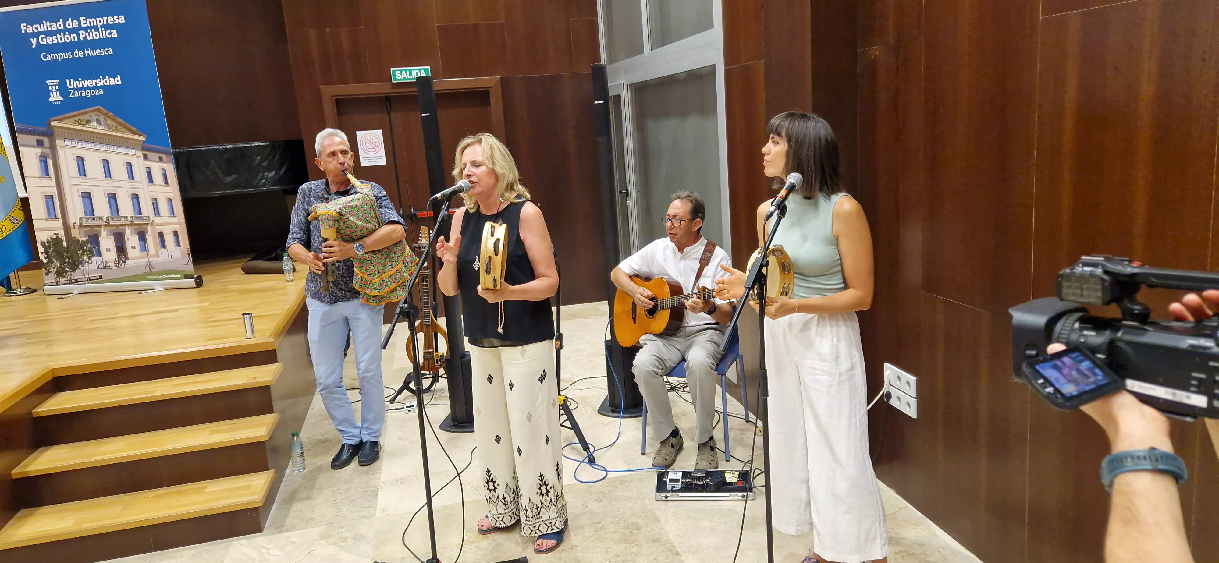 Toma de posesión del nuevo decano de la Facultad de Empresa, Carlos Orús Sanclemente. Foto Myriam Martínez