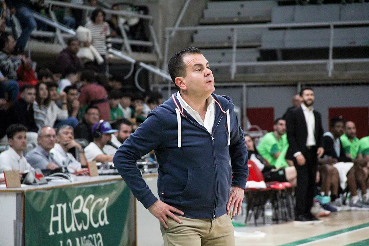 Rafa Sanz, técnico del Peñas.