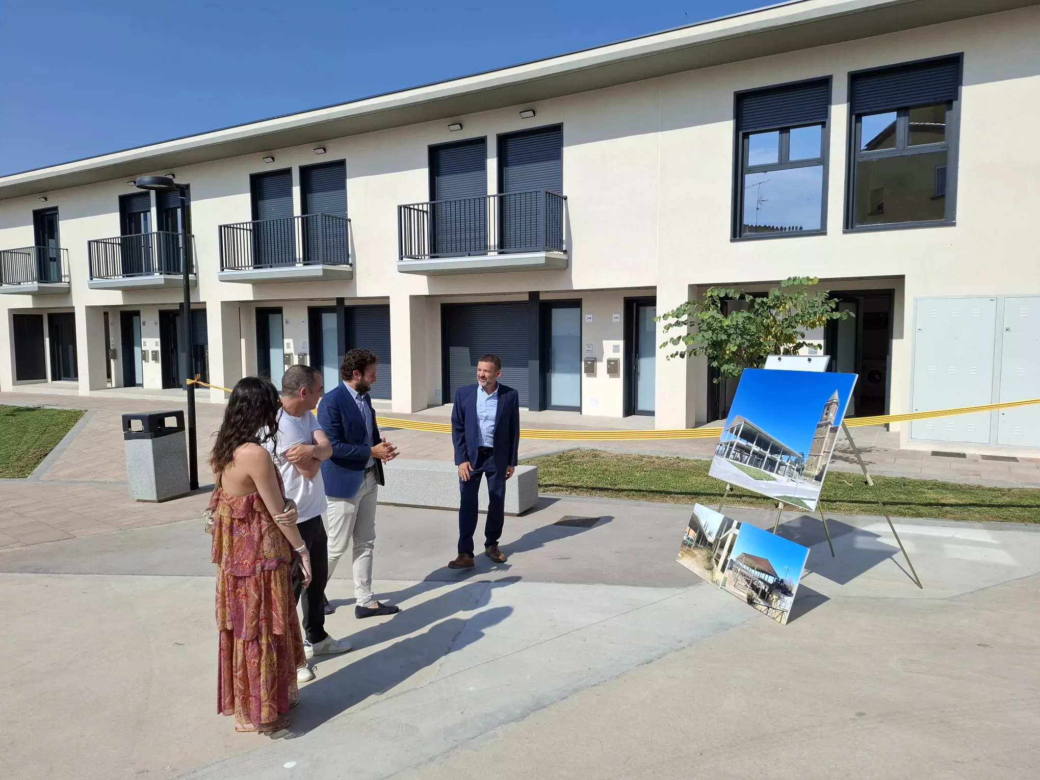 Luis Villamayor, Isaac Claver, Carlos Sampériz y Mireia Olives, en la inauguración de las viviendas de Promovilla Homes Luis Villamayor, Isaac Claver, Carlos Sampériz y Mireia Olives, en la inauguración de las viviendas de Promovilla Homes