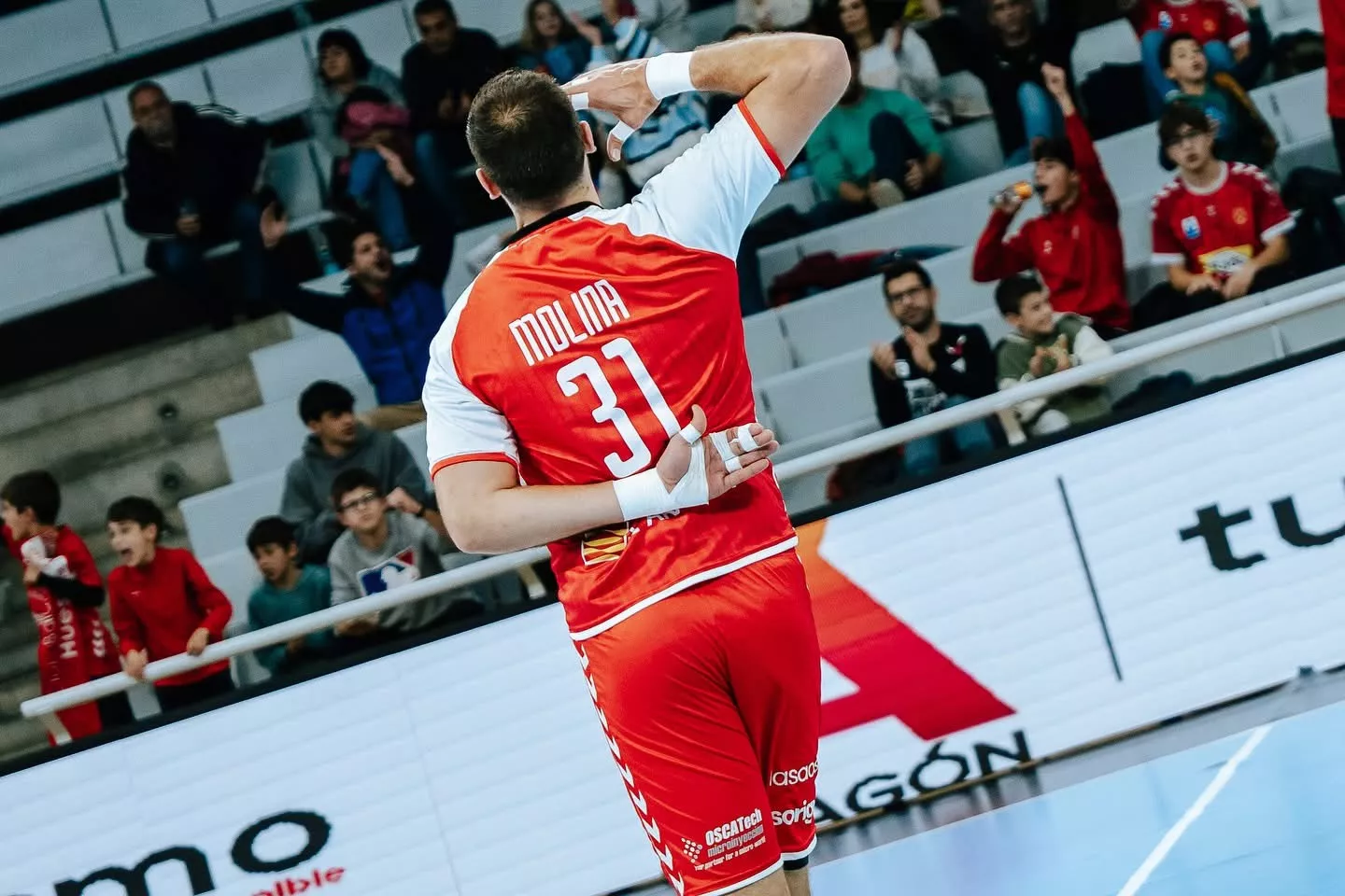 Carlos Molina, jugador del Bada Huesca otras dos temporadas más