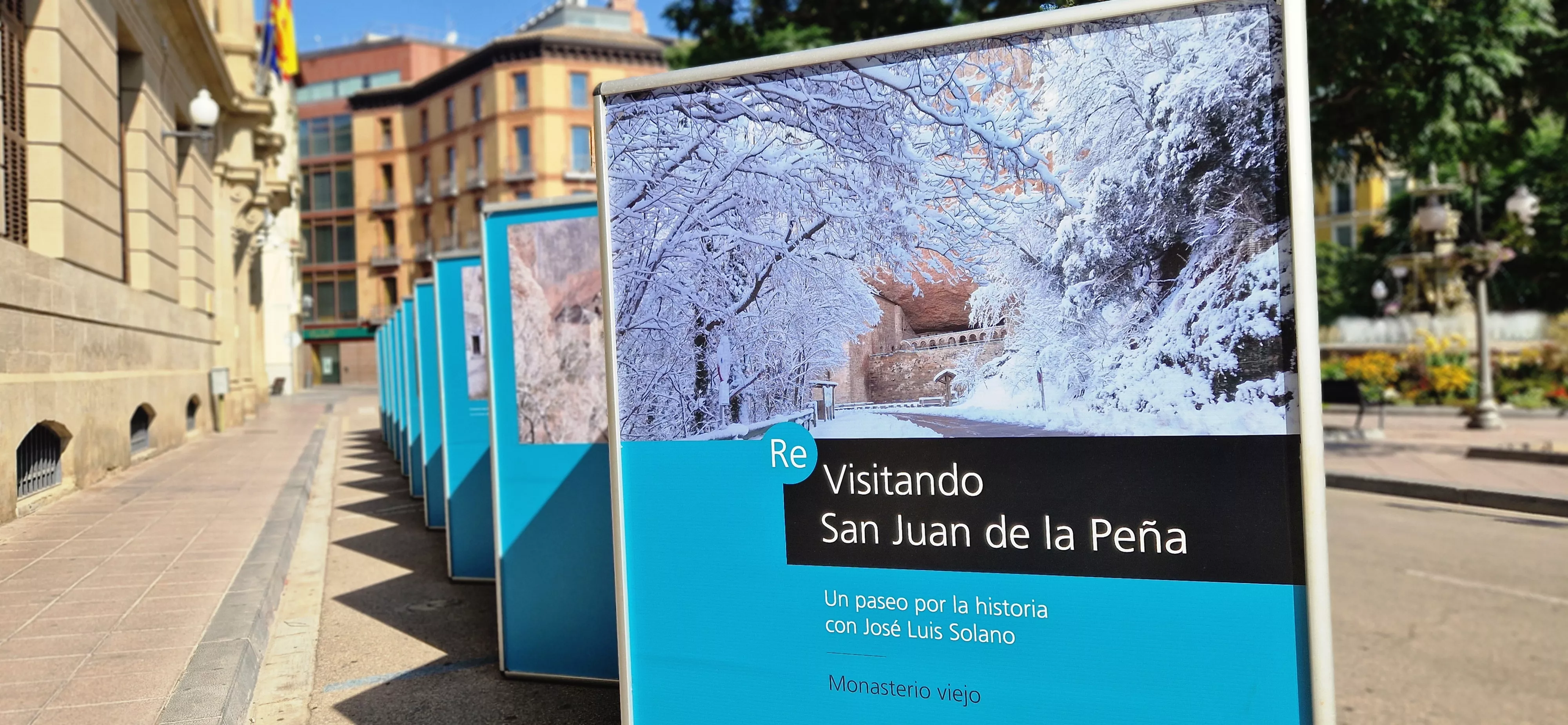 Exposición “Un paseo por la historia con José Luis Solano” en Huesca. Foto Myriam Martínez