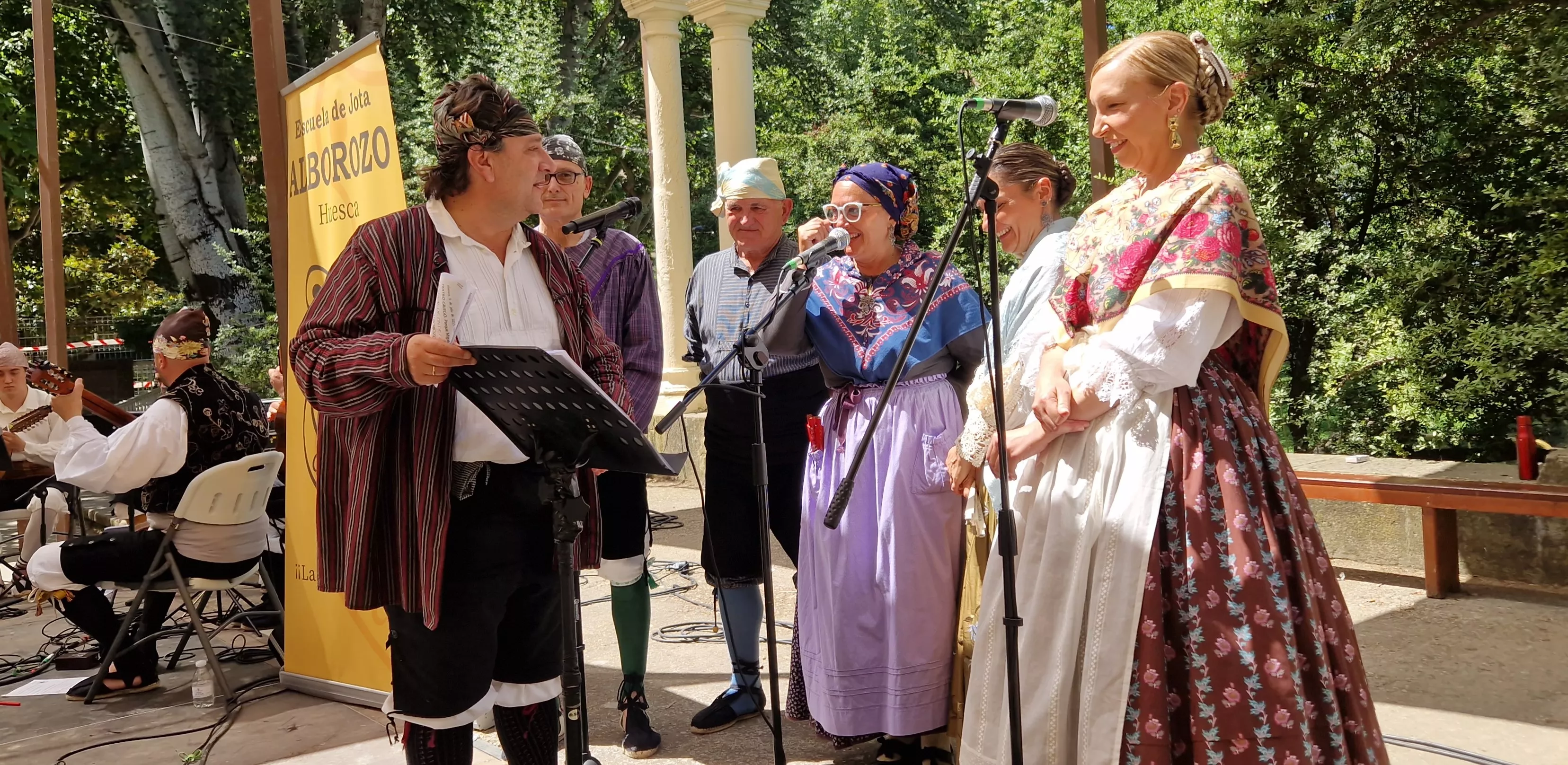 Gala fin de curso de la Escuela de Folclore Alborozo. Foto Myriam Martínez