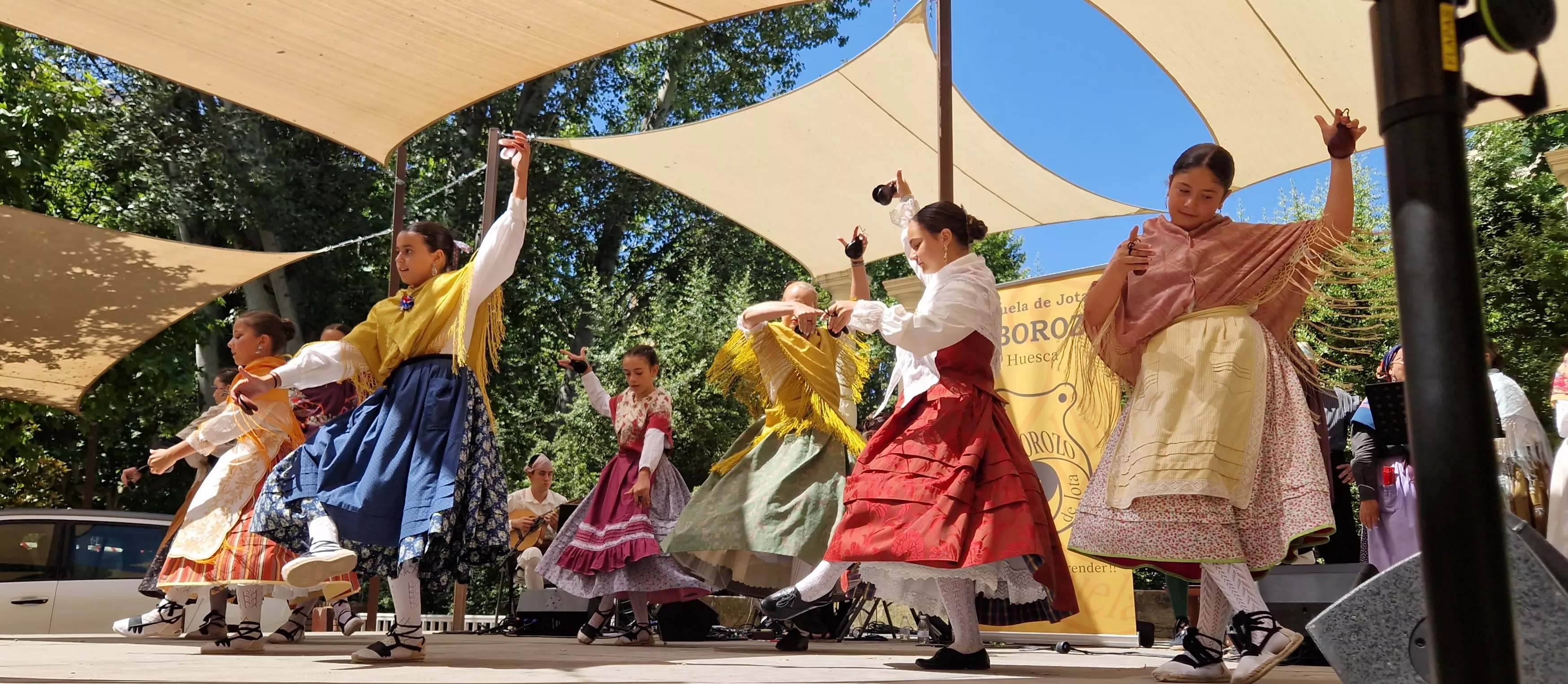 Gala fin de curso de la Escuela de Folclore Alborozo. Foto Myriam Martínez