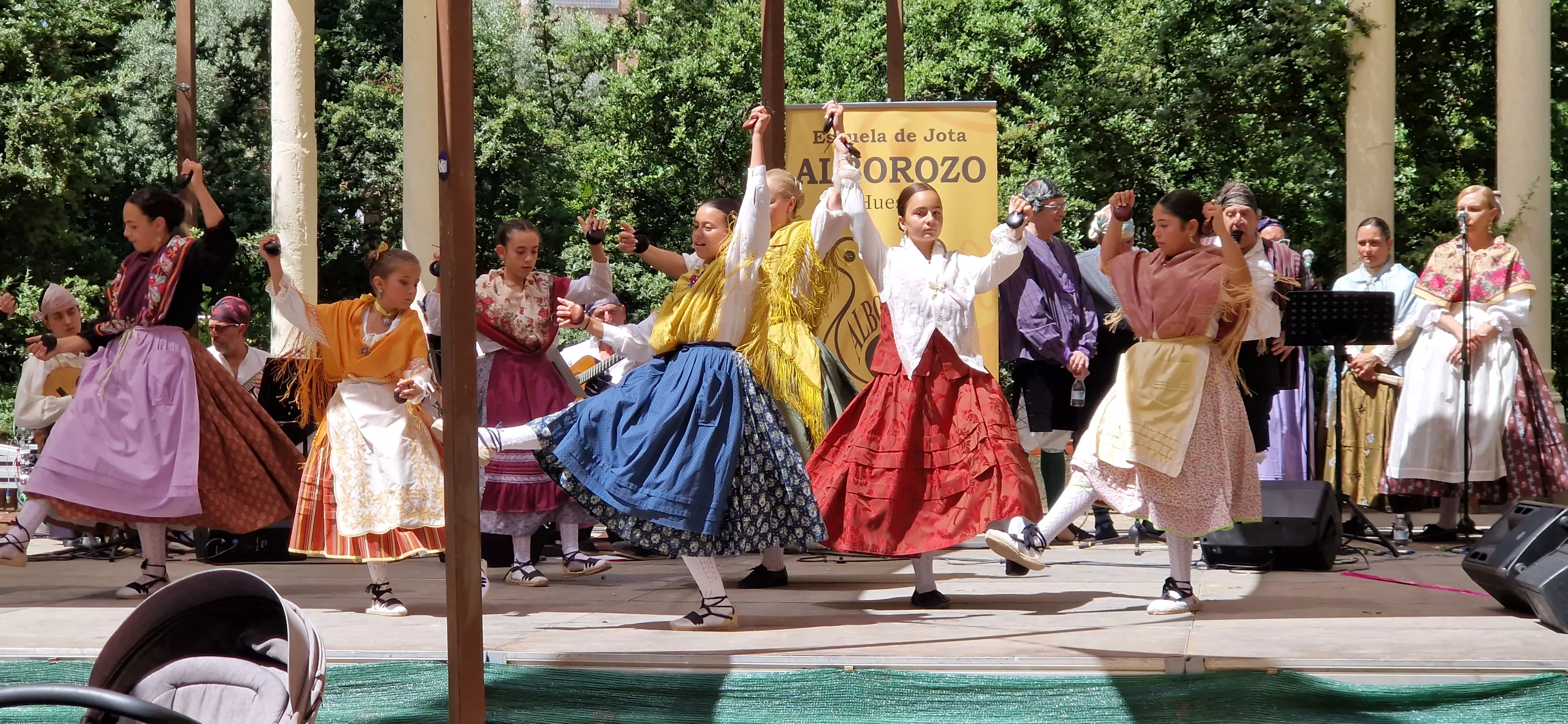 Gala fin de curso de la Escuela de Folclore Alborozo. Foto Myriam Martínez