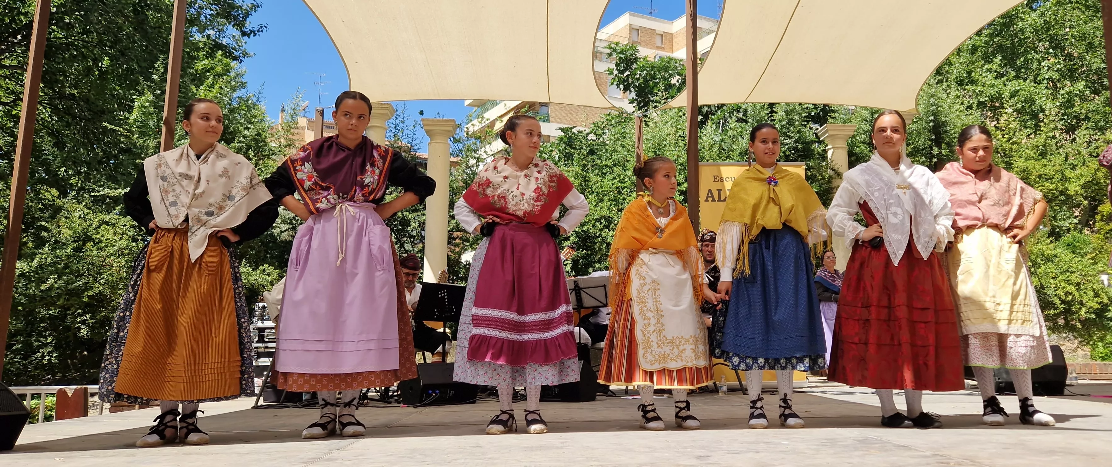 Gala fin de curso de la Escuela de Folclore Alborozo. Foto Myriam Martínez